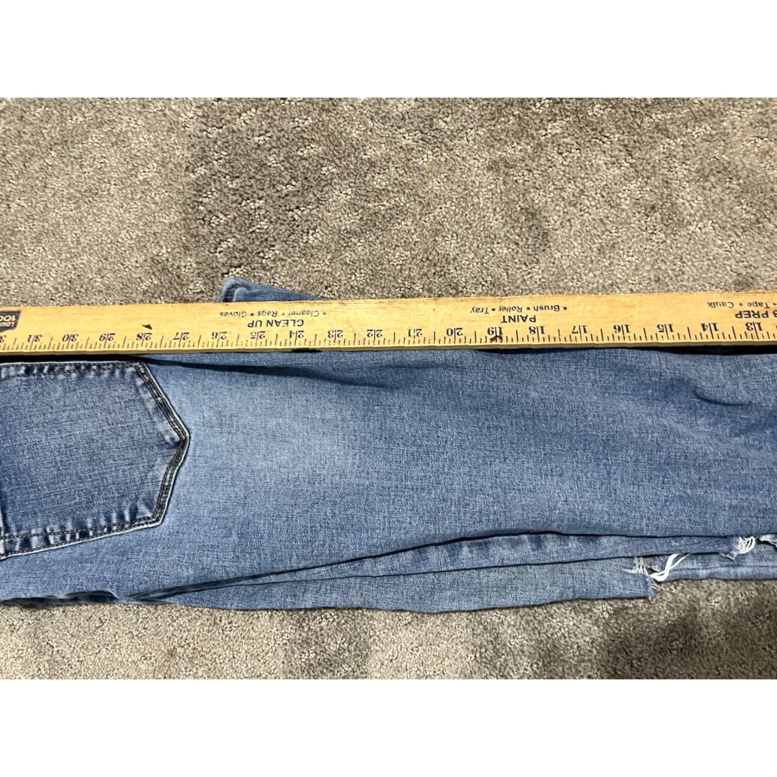 Pacsun PacSun Distressed High Rise Jeggings Jeans Medium Wash Size 26 Women Blue Jegging Medium Distressed 90s? (not allowed adding new info) Size 26" / US 2 / IT 38 - 7 Thumbnail