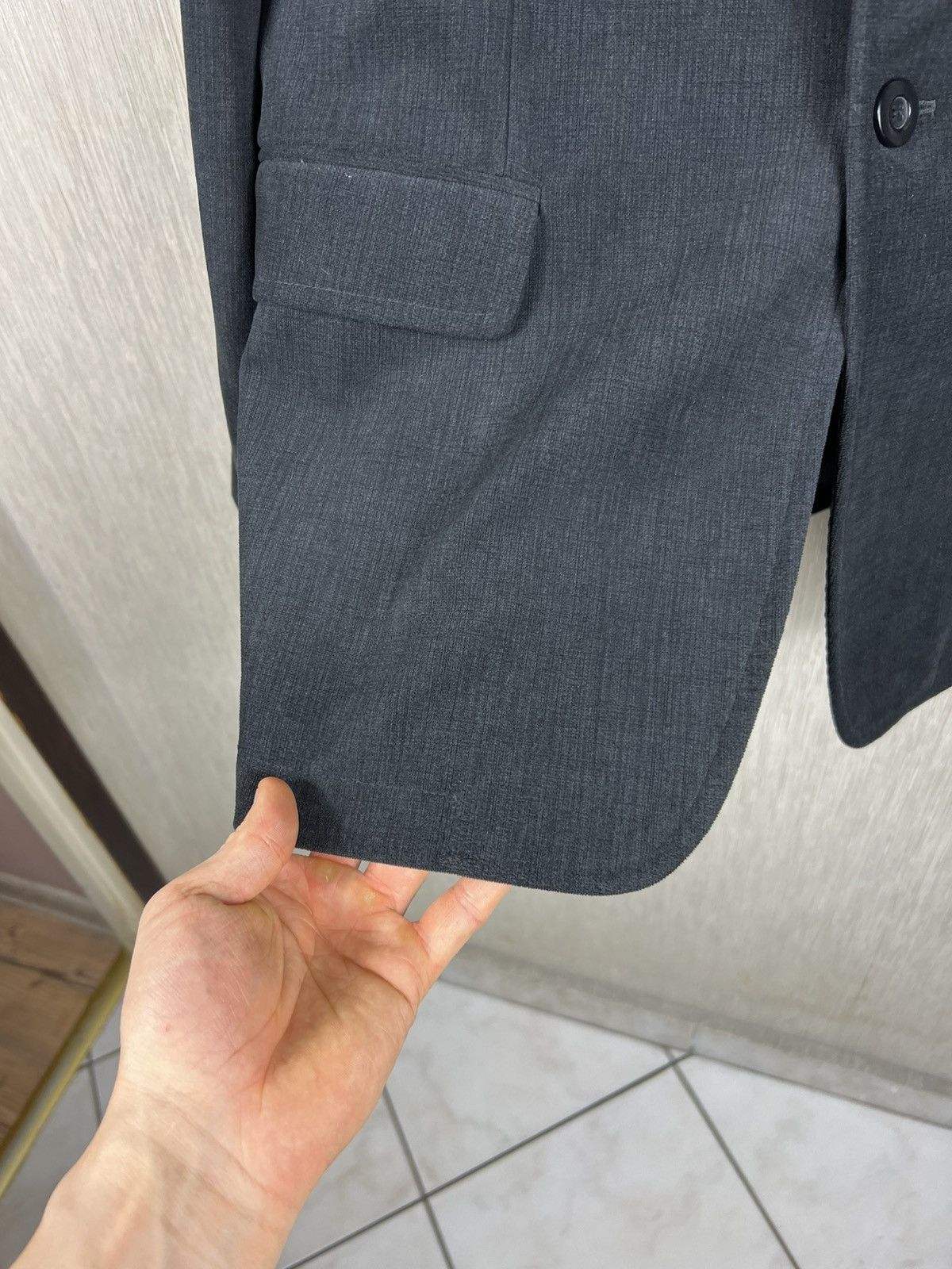 Armani Collezioni Giorgio Armani Collezioni velvet blazer jacket avant garde Size 40R - 8 Thumbnail
