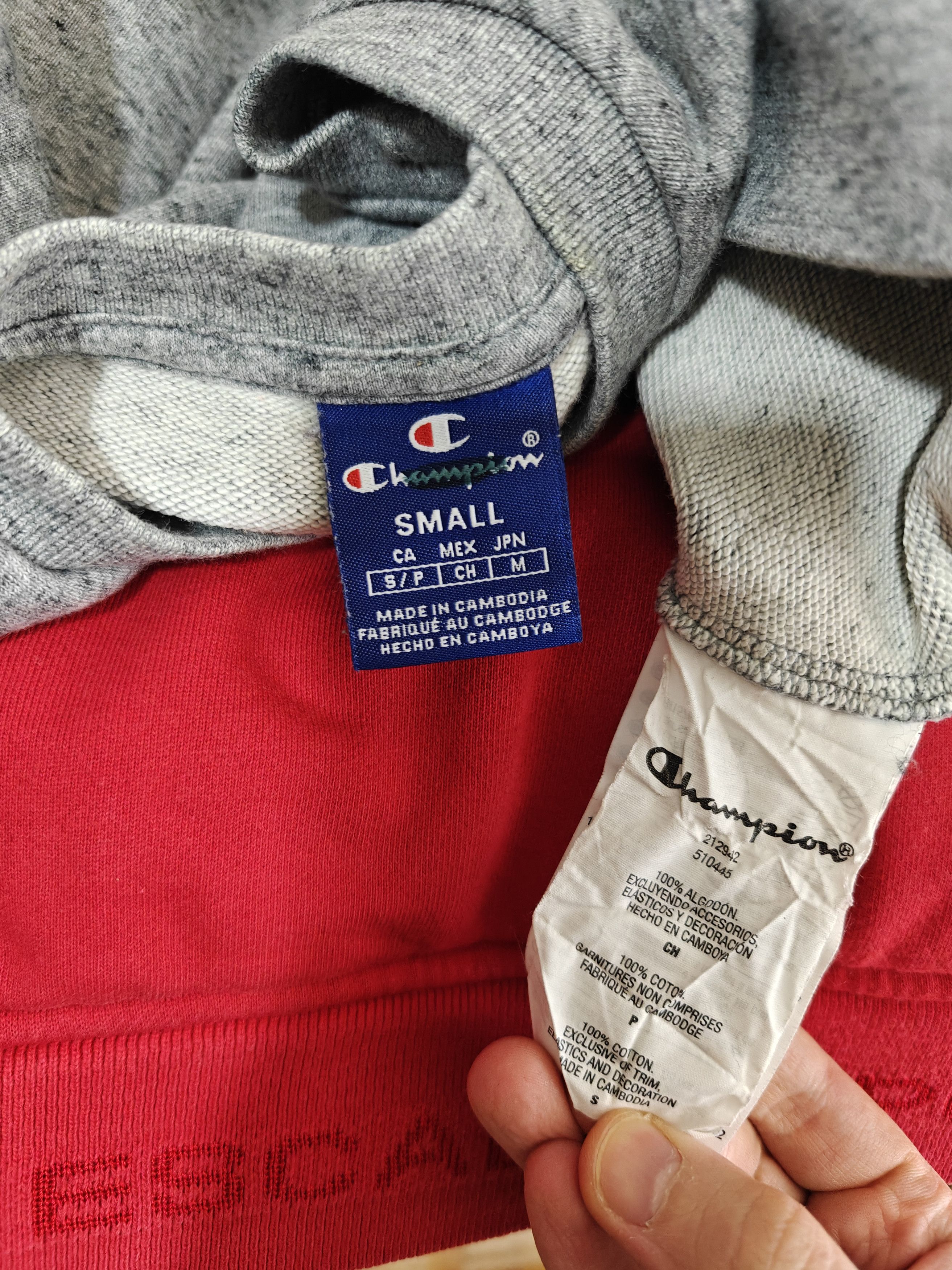 Champion Champion Sweatshirt Crewneck Pullover Center Logo size S Size US S / EU 44-46 / 1 - 10 Thumbnail