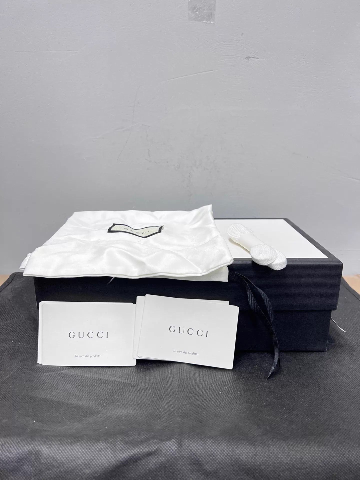 Gucci Gucci Ace Heart White Sneakers 36.5 New Full Set Size US 6 / IT 36 - 8 Thumbnail