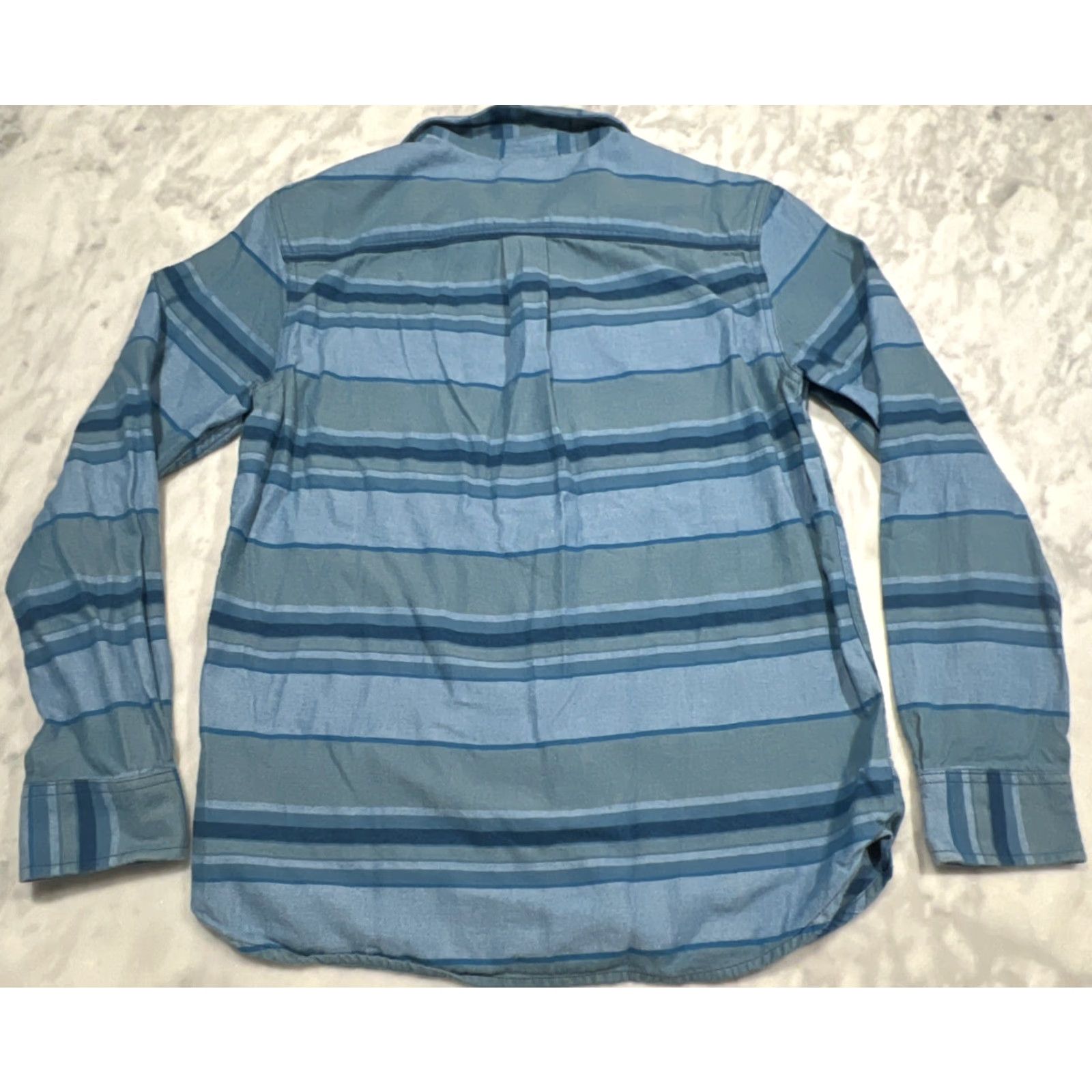 The North Face VINTAGE The North Face Flannel Shirt Men Small Blue Stripes Brown Label Outdoor Shirt Men Small Blue Stripes Brown Label Outdoor Size US S / EU 44-46 / 1 - 5 Thumbnail