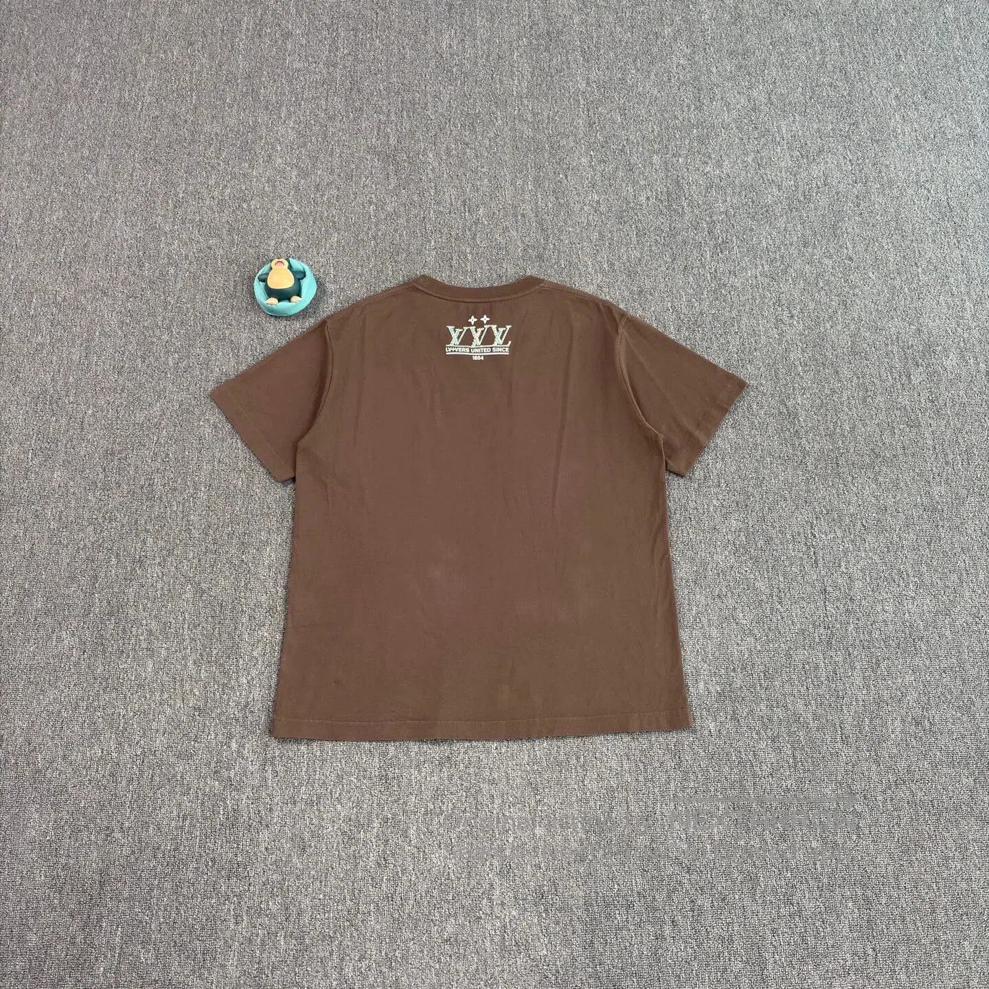 Louis Vuitton Brown Short Sleeve Graphic T-Shirt. Size US L / EU 52-54 / 3 - 2 Thumbnail