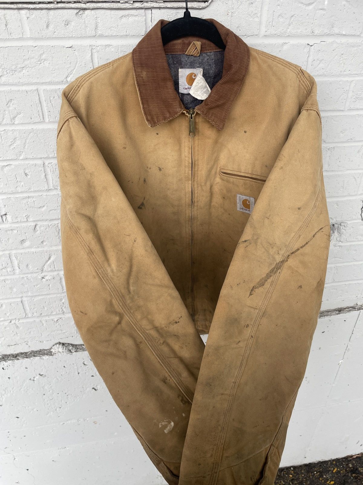 Carhartt 90s Carhartt Detroit J01 faded and distressed jacket Size US XL / EU 56 / 4 - 4 Thumbnail