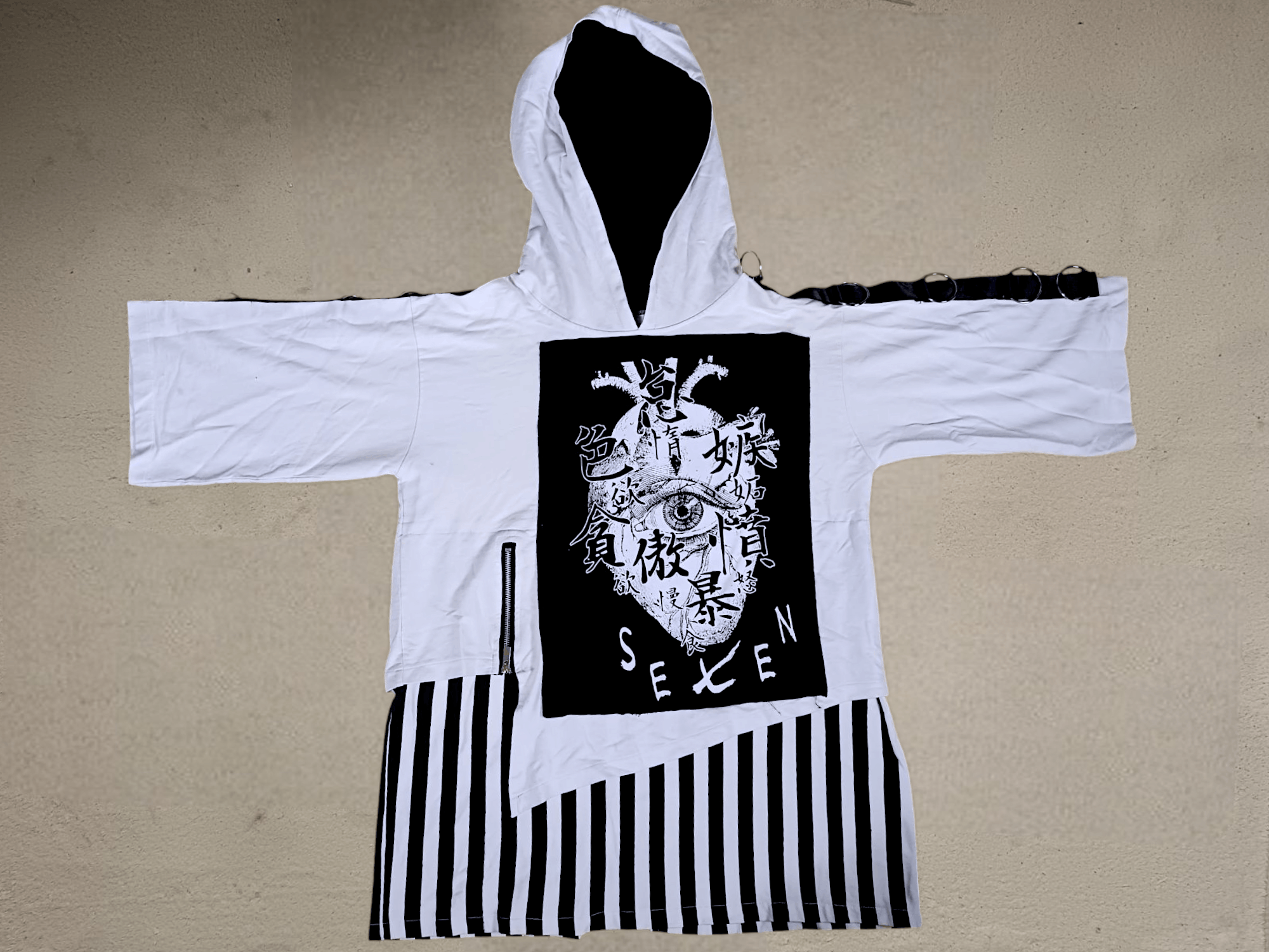 Japanese Brand Harajuku Seven Eye Heart Stripes Double Layer hoodie Size US XXL / EU 58 / 5 - 8 Thumbnail