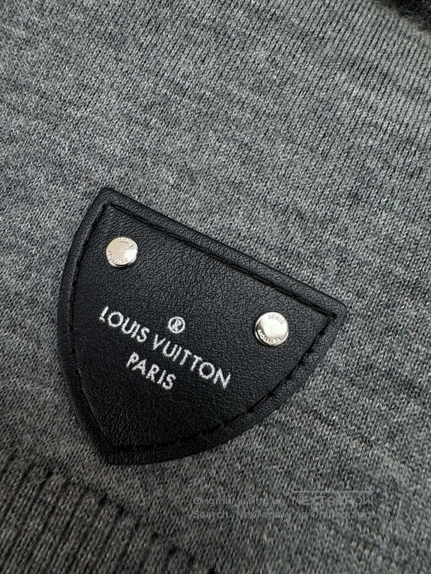 Louis Vuitton Louis Vuitton Cashmere Blend Cape. Size US M / EU 48-50 / 2 - 4 Thumbnail