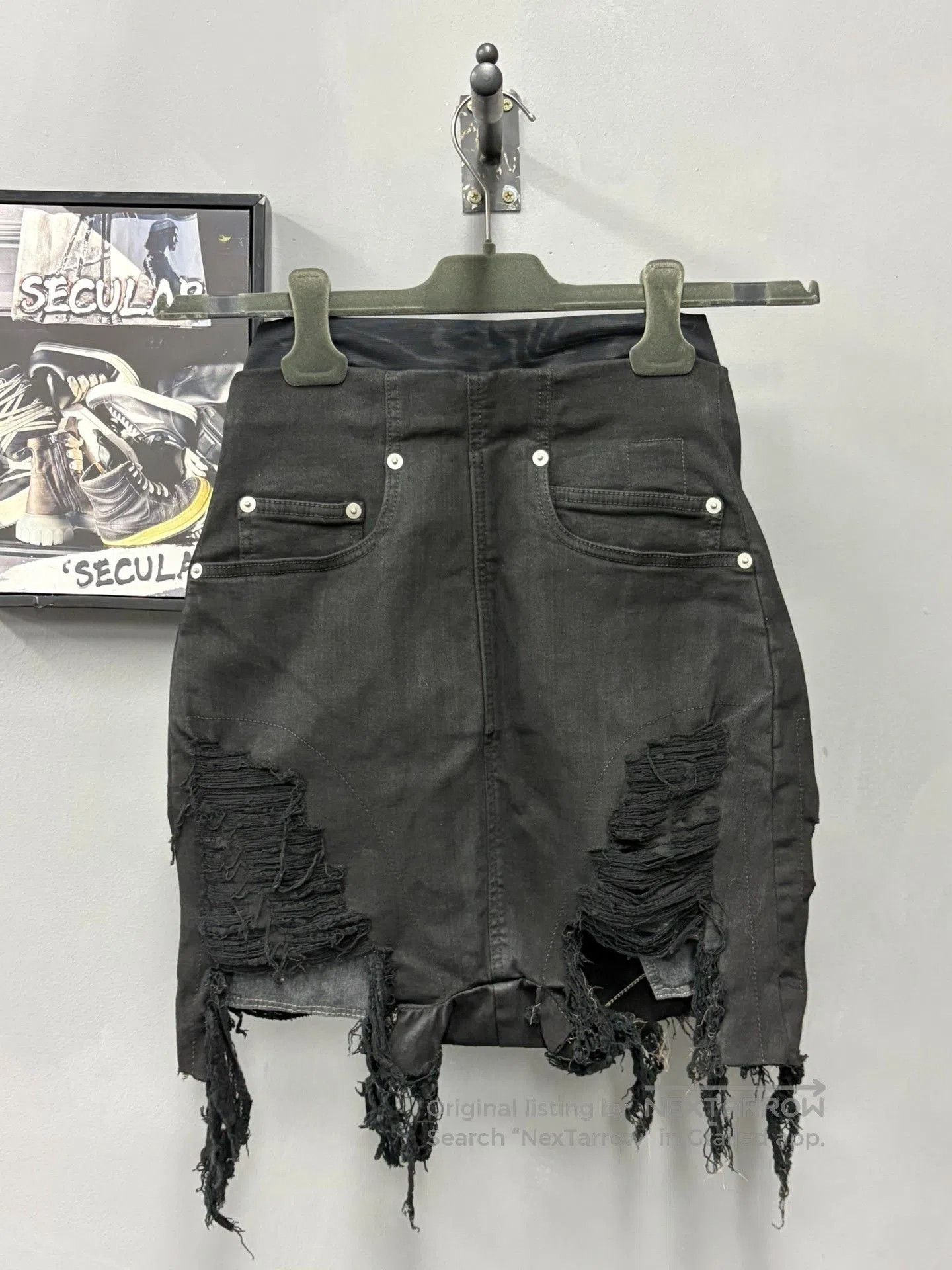 Rick Owens Drkshdw Rick Owens Drkshdw 24ss Washed Fringe Shorts. Size 24" / US 00 / IT 34 - 5 Thumbnail