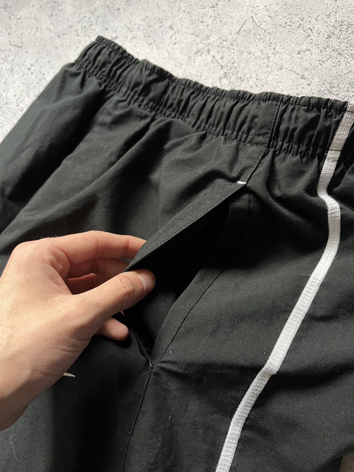 Vintage Vintage Nike Baggy Track Pants Drill Swoosh Big Logo Nylon Size US 32 / EU 48 - 6 Thumbnail