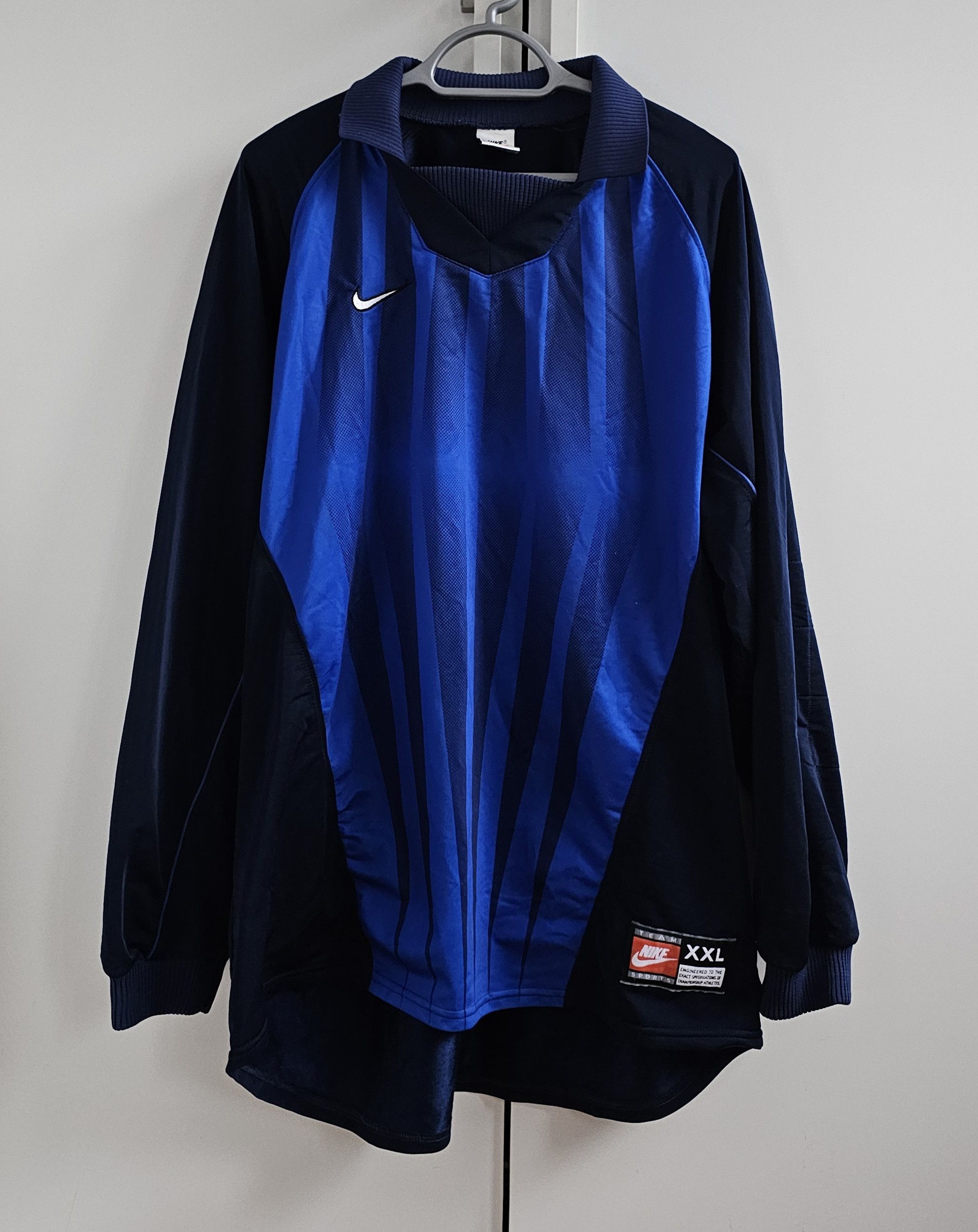 Nike Nike jersey soccer T-shirt XXL vintage 90s football Size US XXL / EU 58 / 5 - 1 Thumbnail