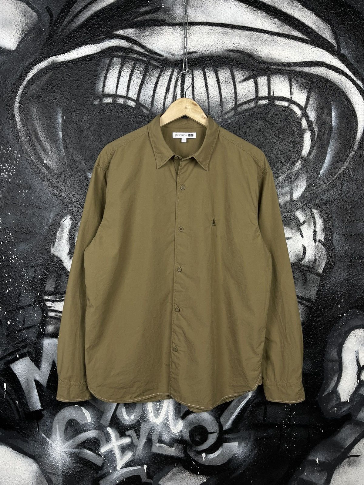 JW Anderson × Uniqlo Uniqlo x J.W. Anderson Shirt Button Up Men’s Size M Size US M / EU 48-50 / 2 - 2 Thumbnail