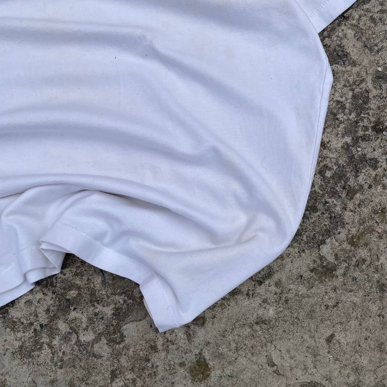 Hypebeast Vintage Adult Revolution T-shirts Big Logo French Connection Size US XL / EU 56 / 4 - 4 Thumbnail