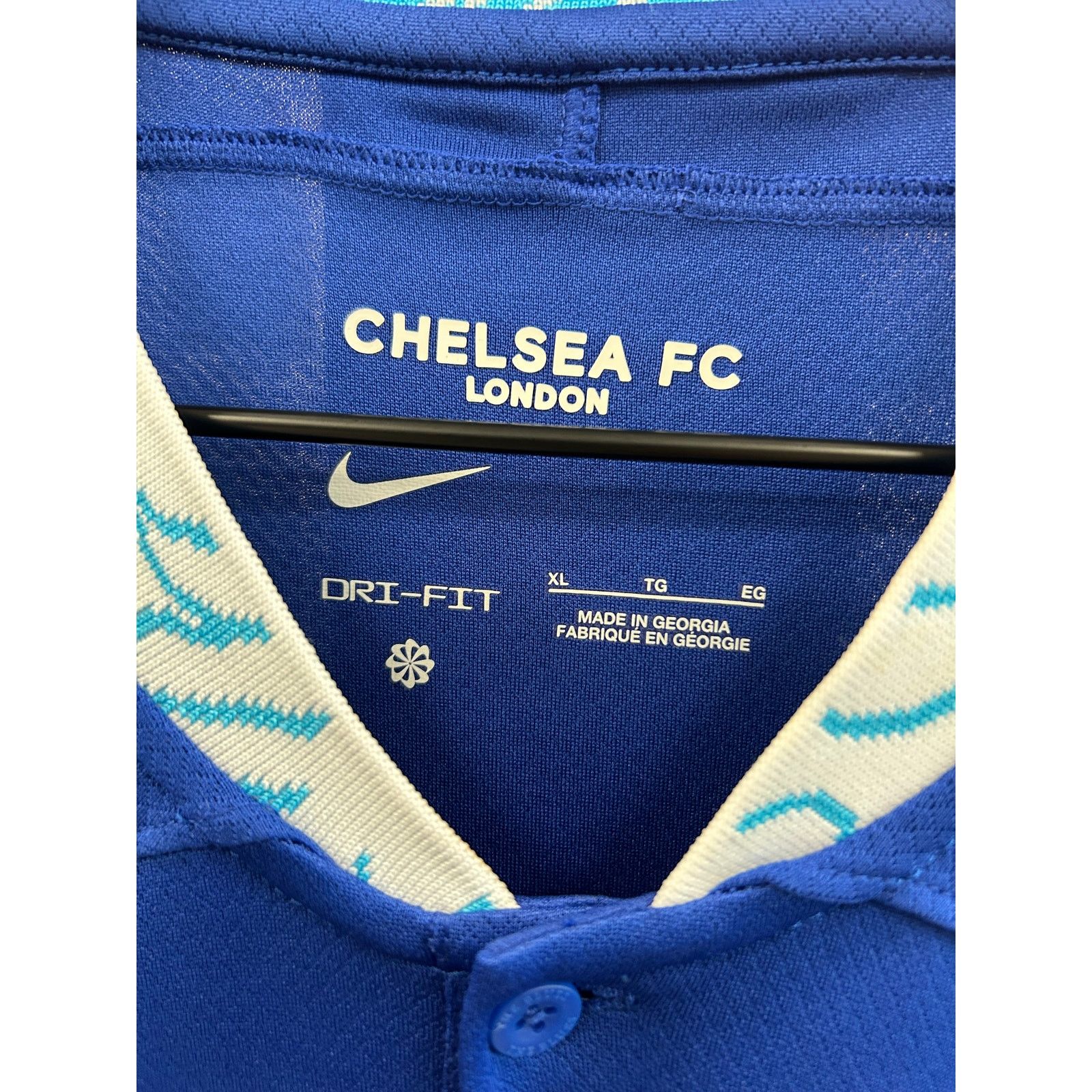 Nike Nike Chelsea F.C. 2022/23 Home Stadium Soccer Jersey XL B15 Size US XL / EU 56 / 4 - 3 Thumbnail