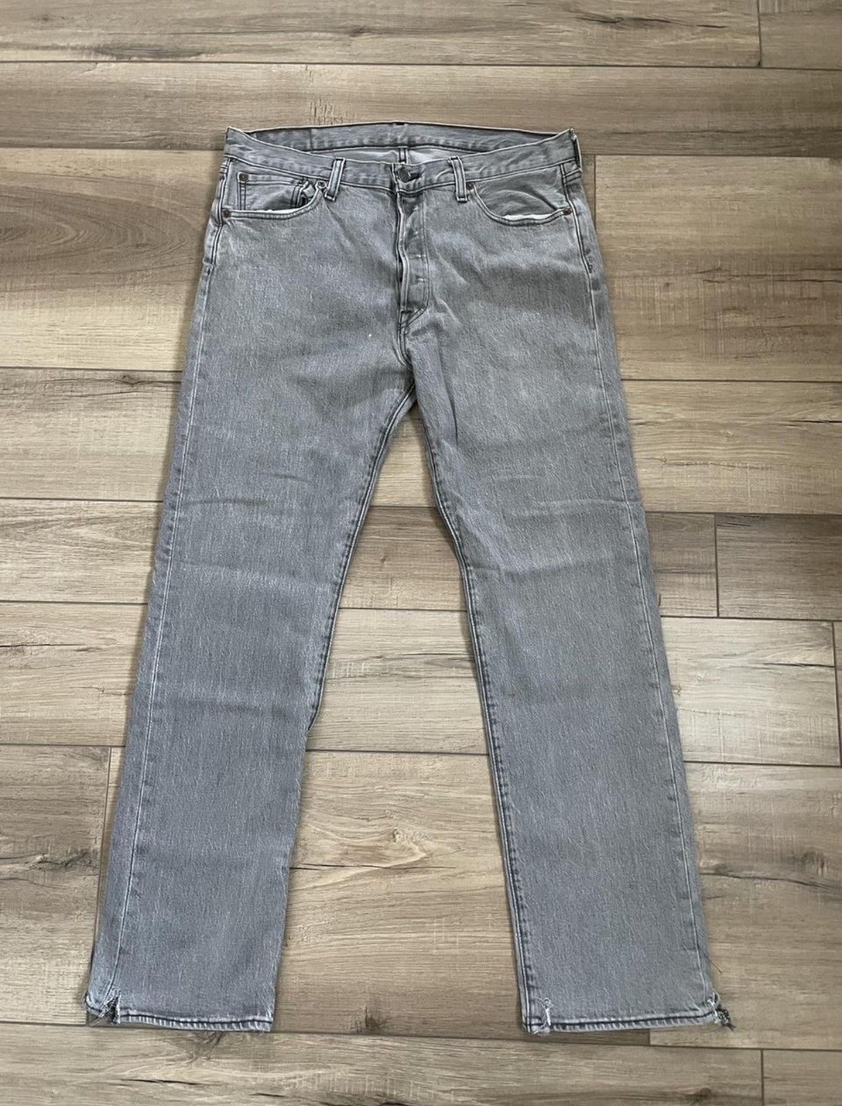 Levi's 90’s Levi’s 501 Jeans Size US 34 / EU 50 - 1 Thumbnail