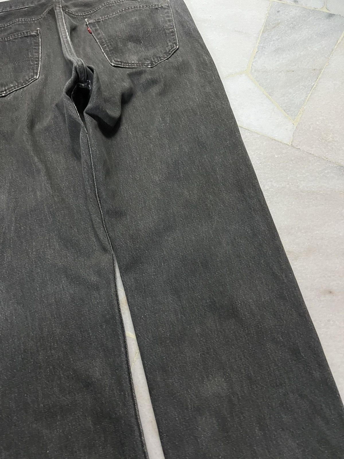 Levi's 💥90’s💥Vintage Levis 501 Faded Made In USA Distressed Jean Size US 35 - 17 Thumbnail