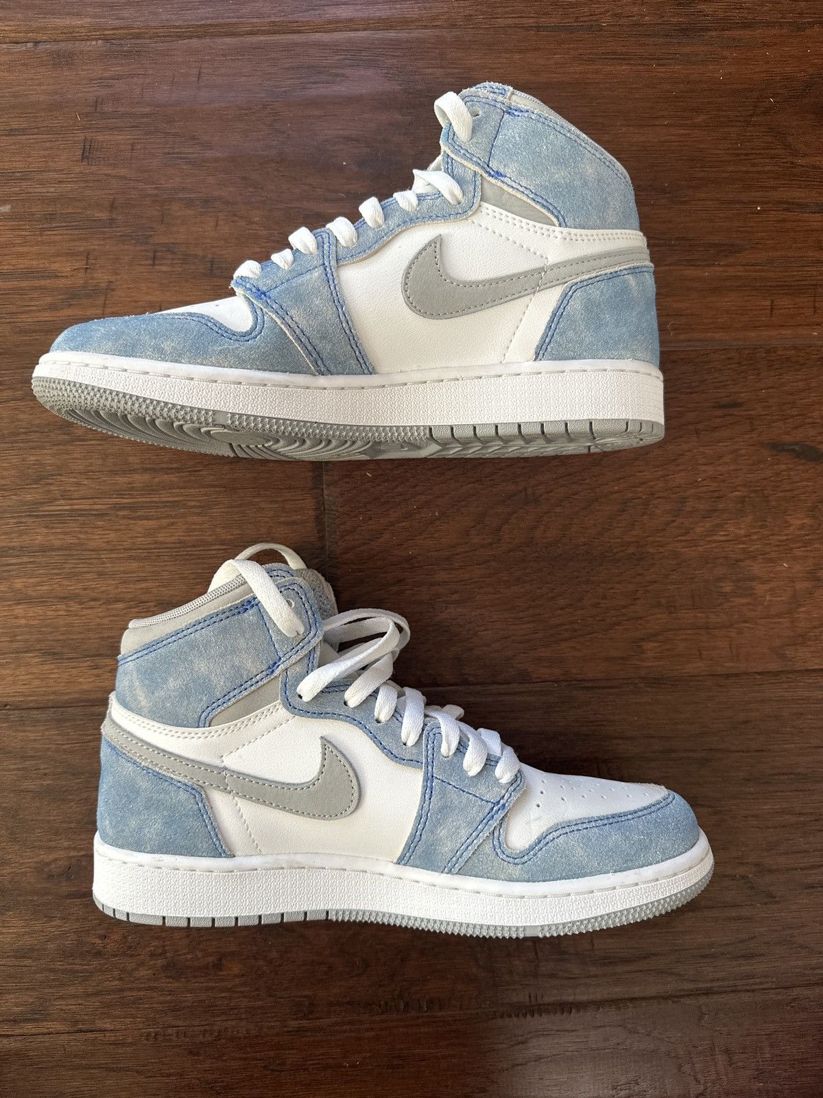 Jordan Brand Air Jordan 1 Retro High- Hyper royal/white Size US 8 / IT 38 - 3 Thumbnail