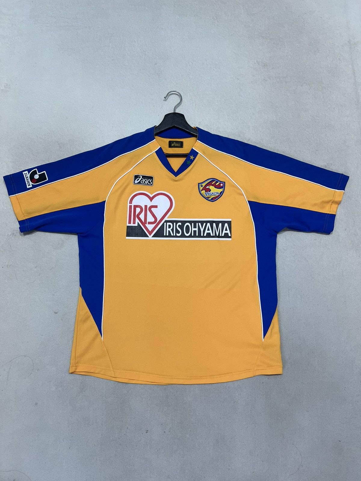 Asics Vegalta Sendai 2004 Asics Home JLeague Jersey Size US L / EU 52-54 / 3 - 1 Thumbnail