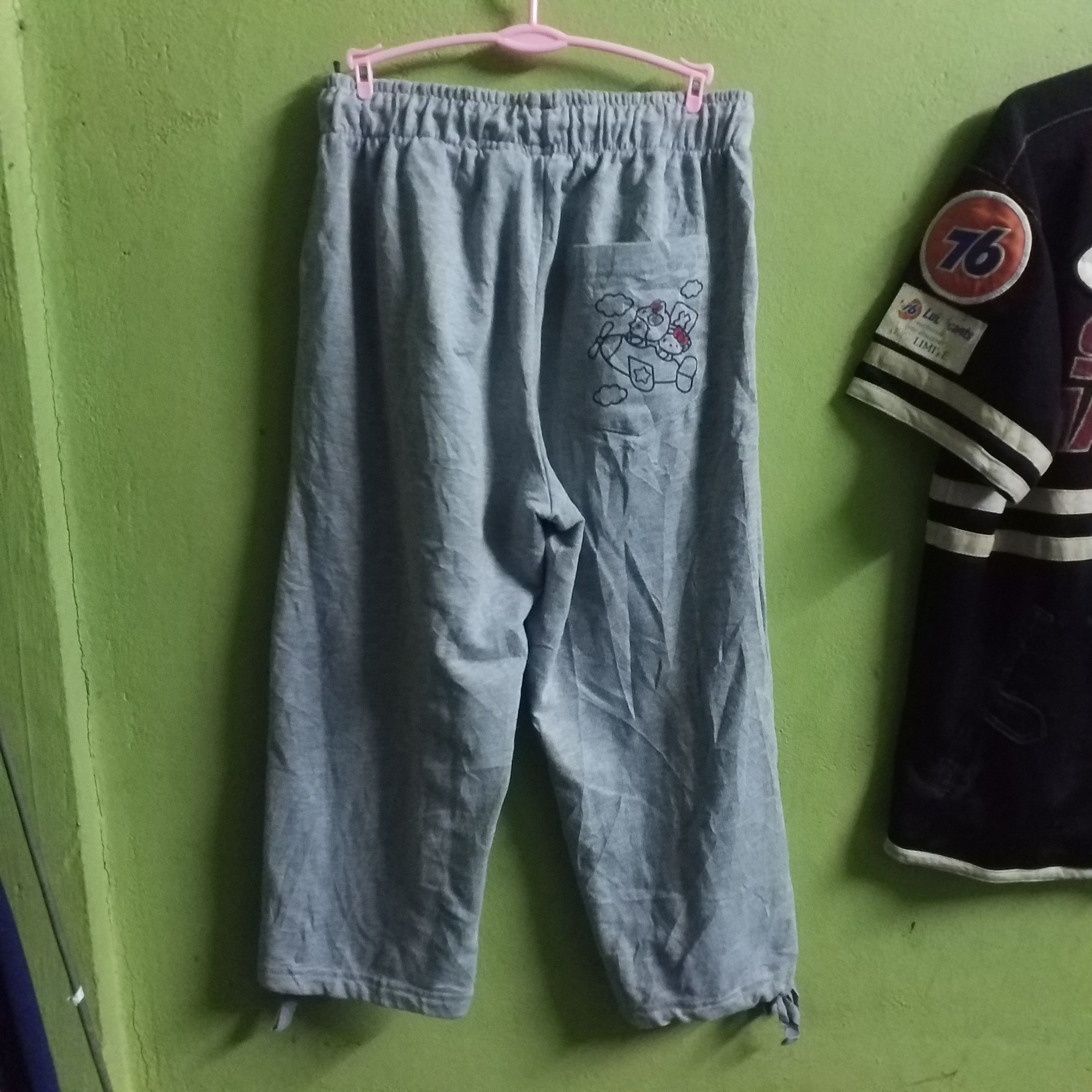 Japanese Brand × One Piece ONE PIECE X HELLO KITTY Size 34" / US 12 / IT 48 - 1 Thumbnail