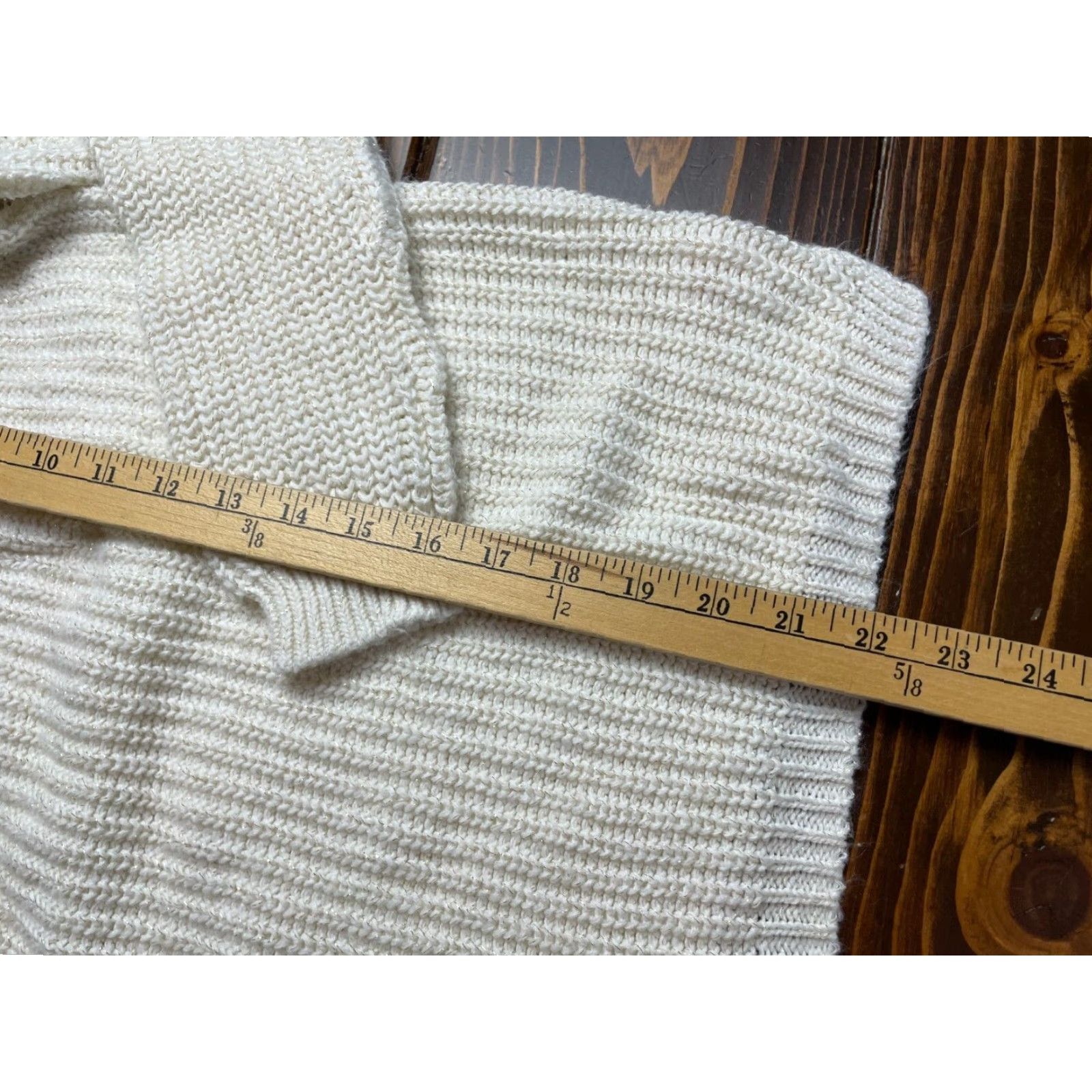 Faded Glory Faded Glory Sweater Women's XXL Cream Metallic Round Neck Long Sleeve Pullover Casual Travel 2000s Mens Womens Boys Girls Size XXL / US 16-18 / IT 52-54 - 4 Thumbnail
