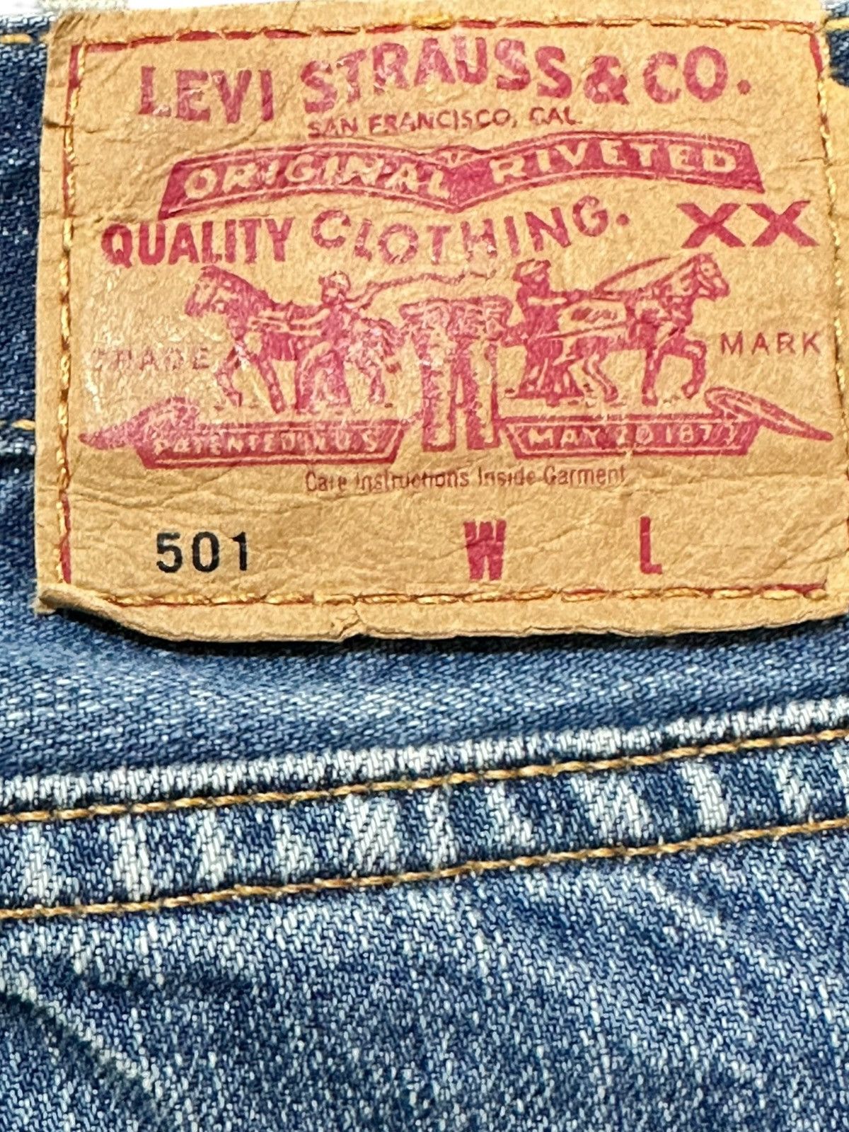 Levi's Vintage Levi’s 501 Mudwash Distressed Denim Size US 31 - 7 Thumbnail