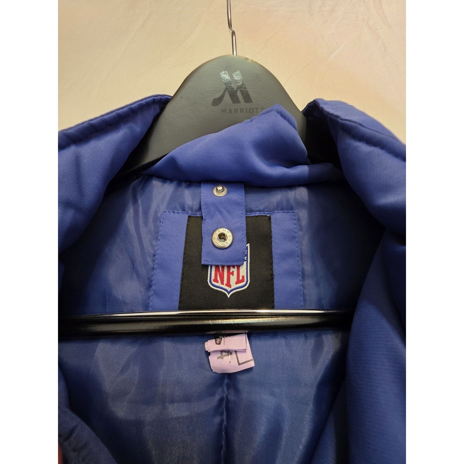 NFL New York Giants Men's Size Xl Puffer NFL Jacket Size 40 - 5 Thumbnail