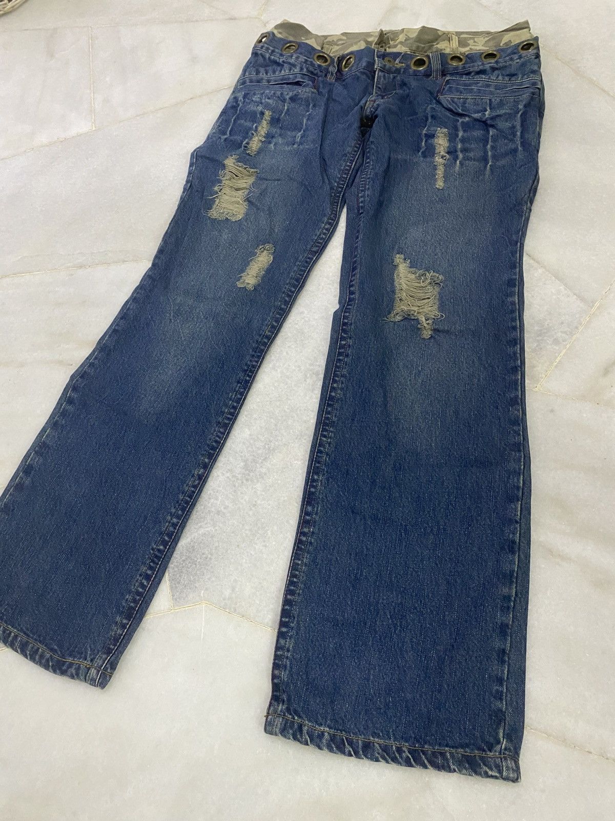 In The Attic Size 32x30 In The Attic Distressed Denim Jeans Size US 32 / EU 48 - 1 Thumbnail