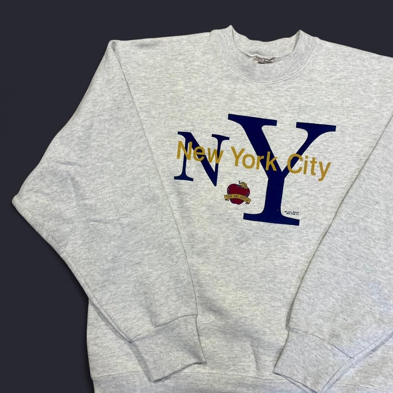 Fruit Of The Loom × Vintage Vintage 90’s New York City Big Apple Sweatshirt Size US L / EU 52-54 / 3 - 2 Thumbnail
