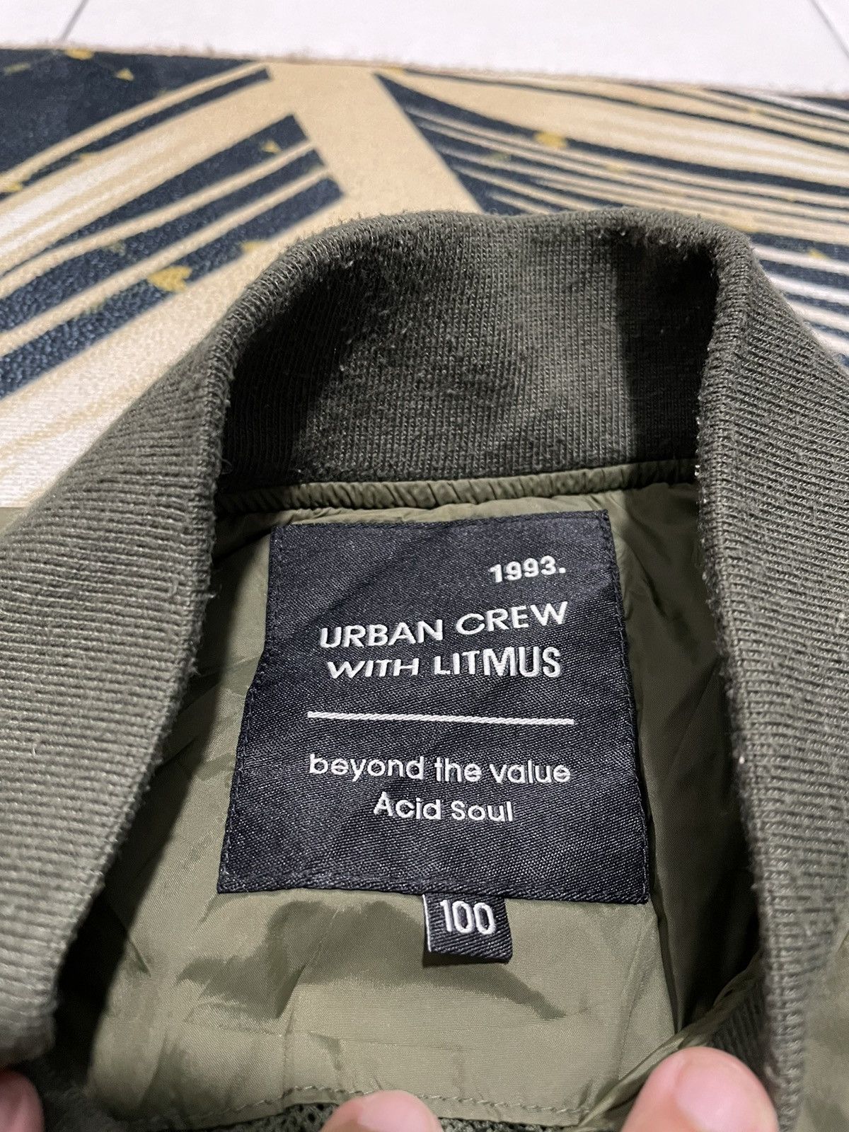 Vintage Vintage Bomber Jacket Khaki Green Urban Crew With Litmus Size US L / EU 52-54 / 3 - 4 Thumbnail