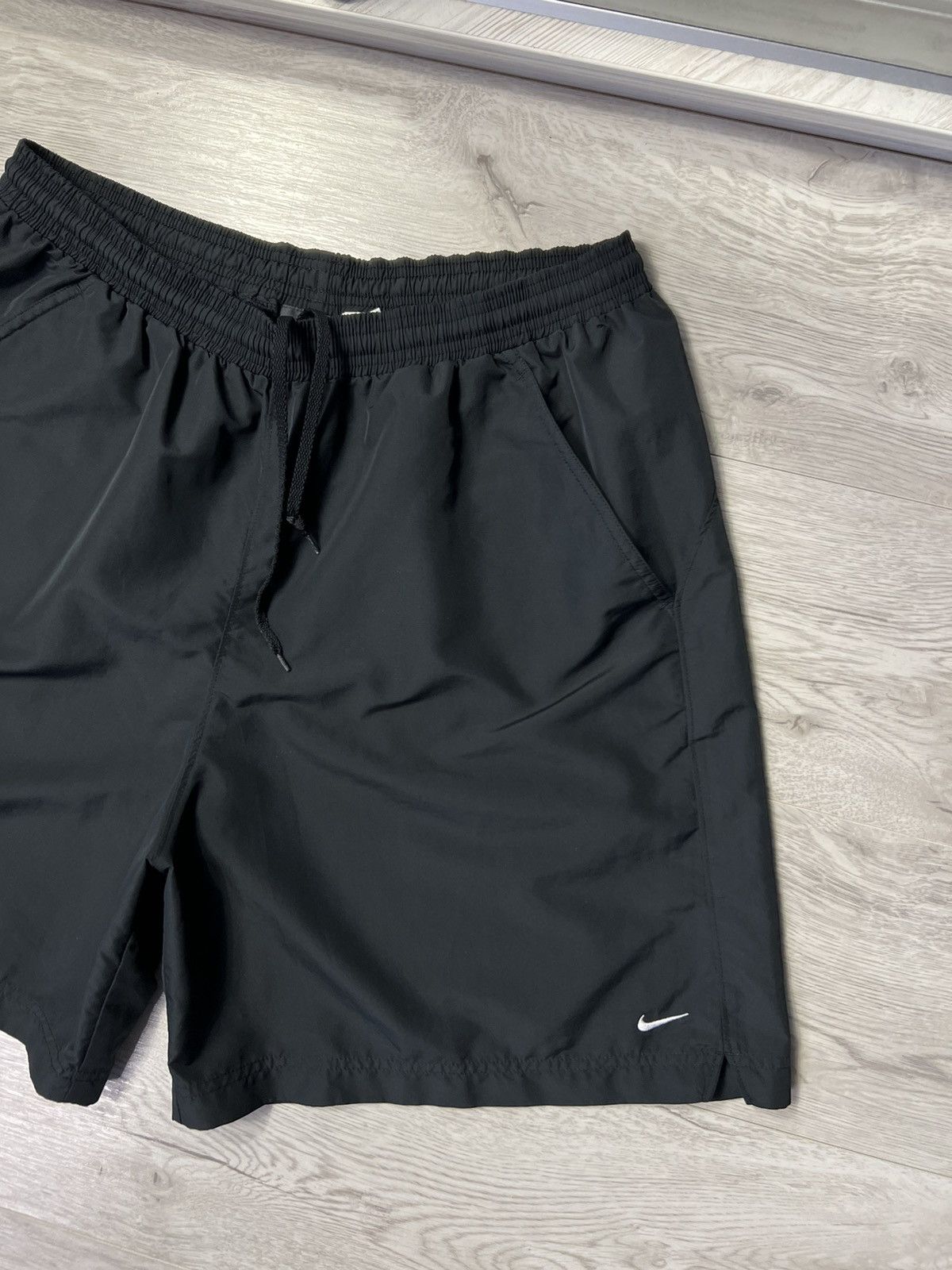 Nike × Vintage Vintage Nike Tennis Court Shorts Embroidered Swoosh Logo Size US 36 / EU 52 - 2 Thumbnail
