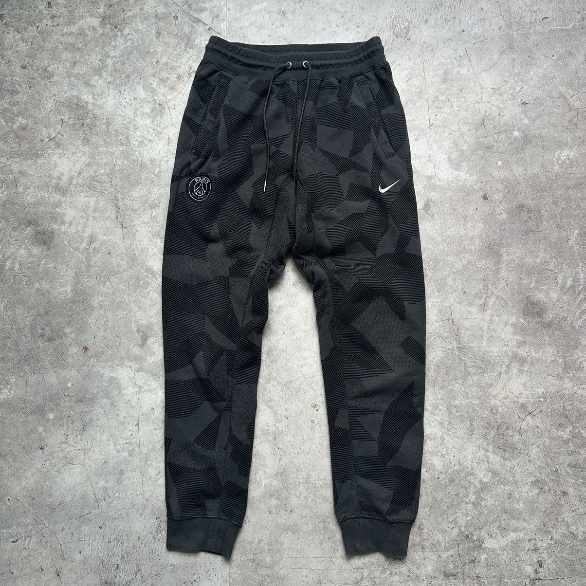 Jordan Brand × Nike Nike Paris Saint Germain Sweatpants Size US 30 / EU 46 - 4 Thumbnail