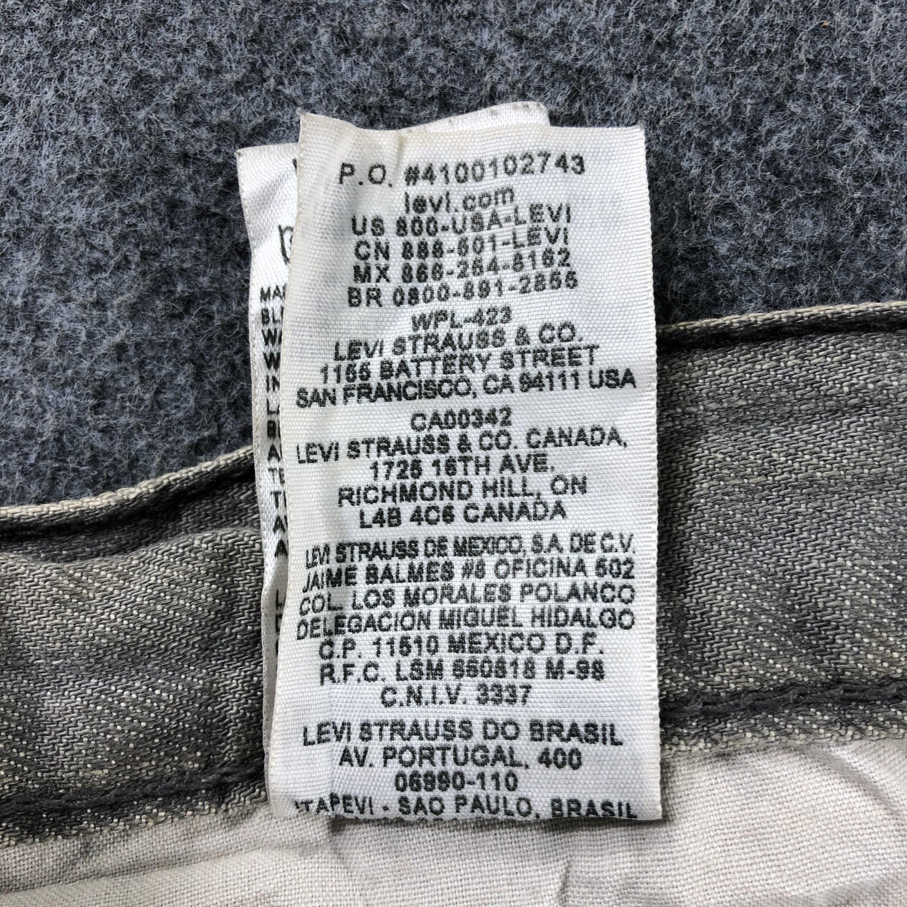 Levi's Vintage Levis 514 Jeans-J2360 Size US 35 - 14 Thumbnail