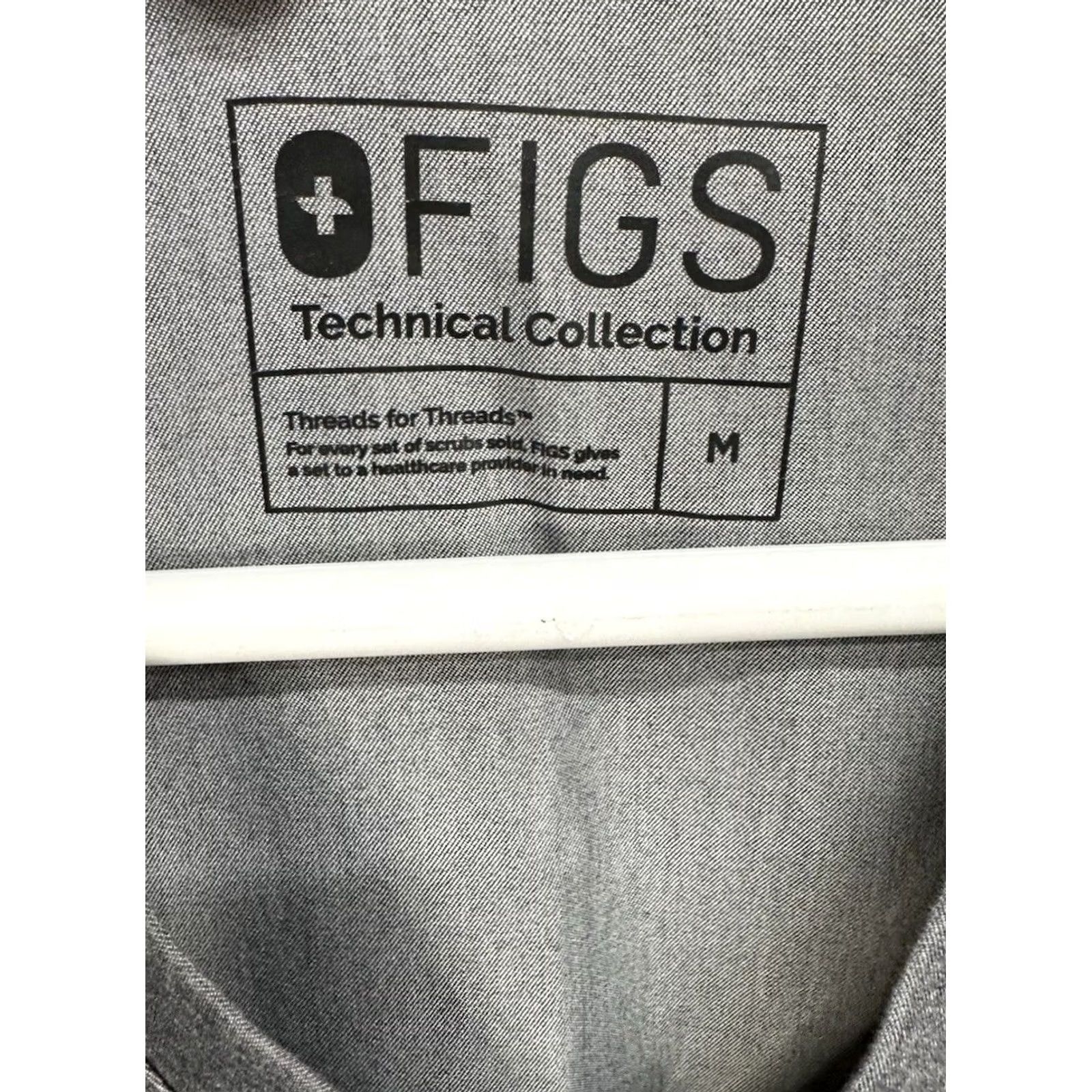 Vintage FIGS Scrub Top Shirt Unisex MGray 3 Pocket Technical Collection Casma Polyester Solid Medical Scrub Top Size US M / EU 48-50 / 2 - 2 Thumbnail
