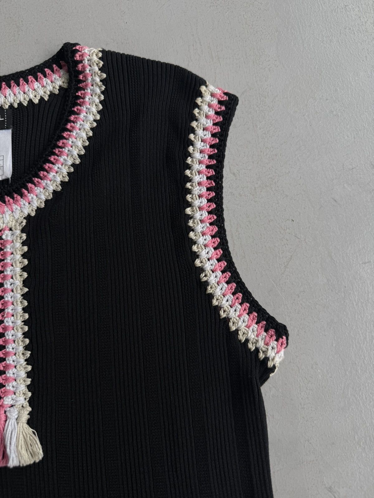 Chanel 2007 Chanel - Trimmed Half Zip Knit Tank Size XS / US 0-2 / IT 36-38 - 4 Thumbnail