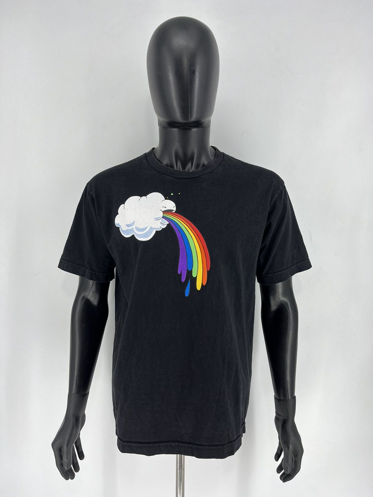 Vintage Unfledged Cloud Puke Rainbow Funny/Graphic T-Shirt 00s Size US L / EU 52-54 / 3 - 2 Thumbnail