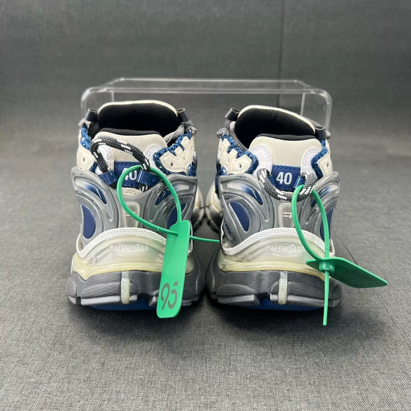 Balenciaga Balenciaga Runner White Blue 40 Mint Condition Size US 7 / EU 40 - 6 Thumbnail