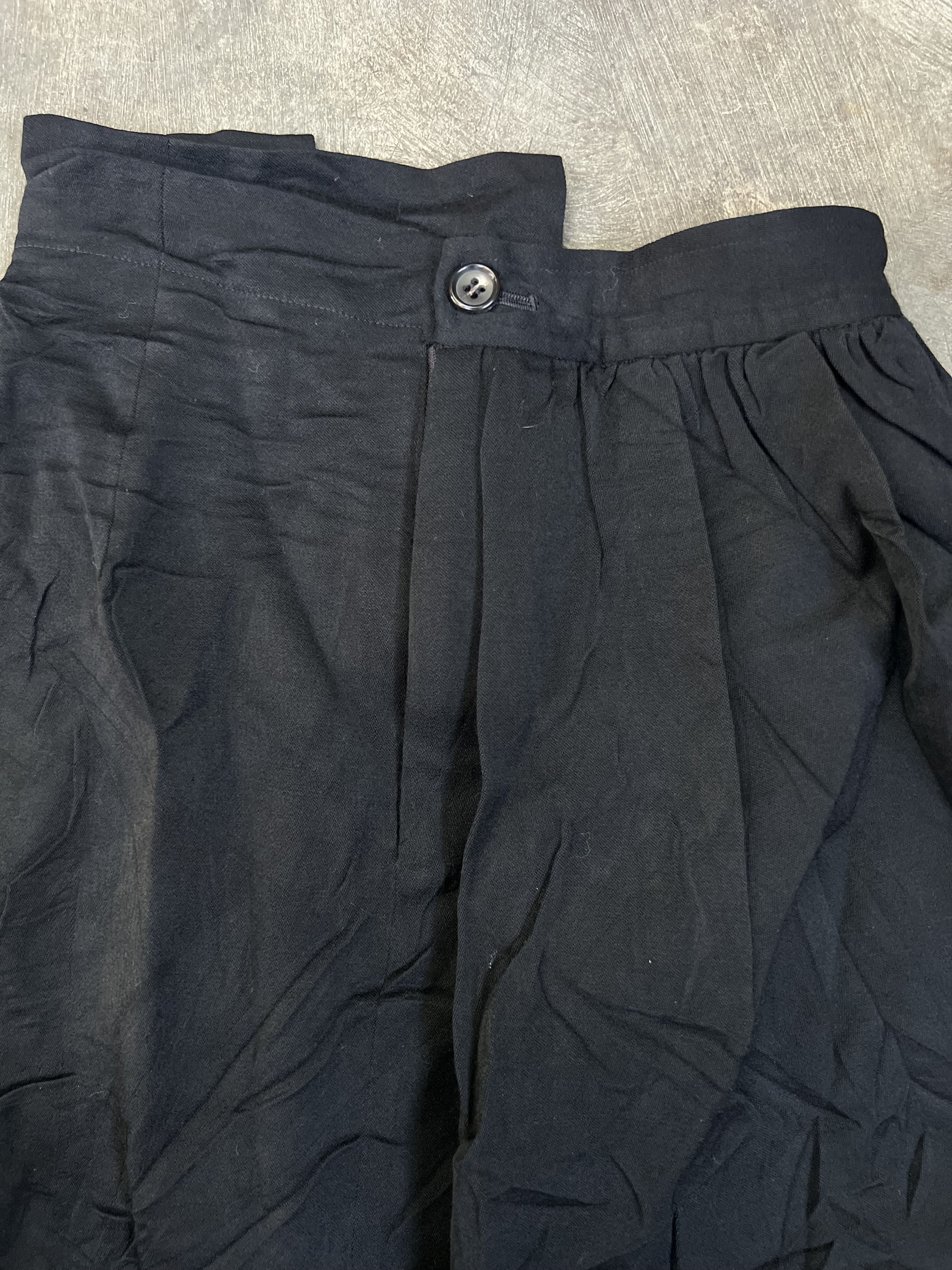Comme des Garcons asymmetrical midi skirts comme des garcons Size 26" / US 2 / IT 38 - 2 Thumbnail