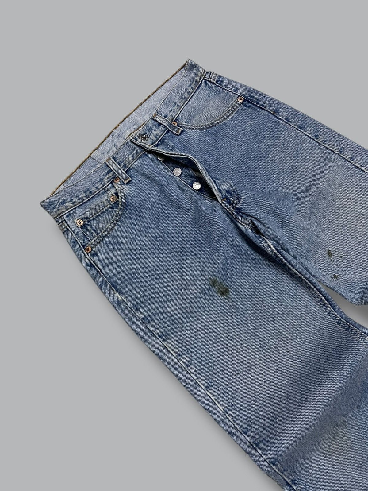 Levi's Vintage Clothing Vintage 1990s Designer Levis 501 Classic Blue Dirt Denim Size US 29 - 7 Thumbnail