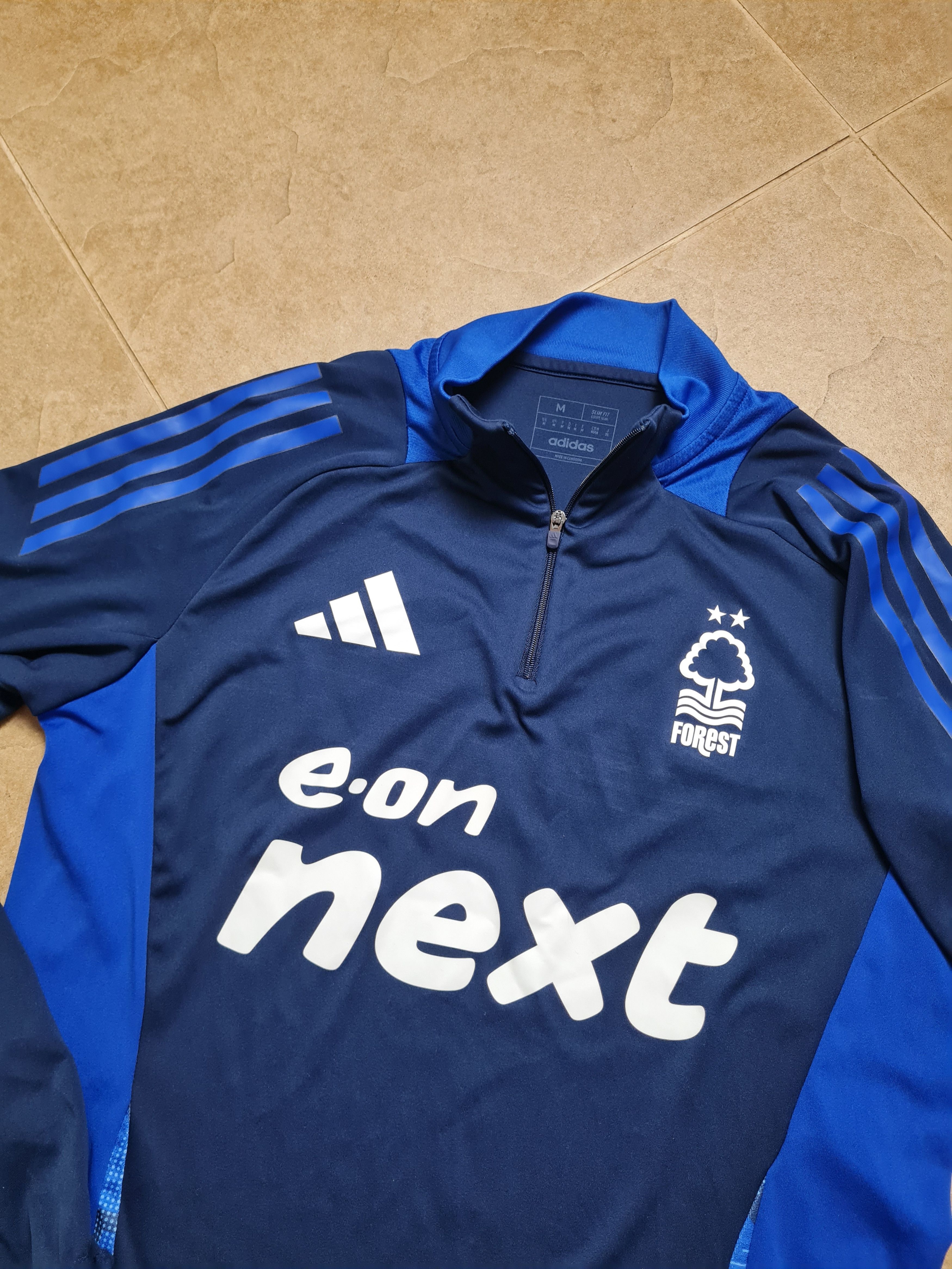 Adidas Jersey Nottingham Forest 2023 training jacket Adidas size M Size US M / EU 48-50 / 2 - 23 Thumbnail