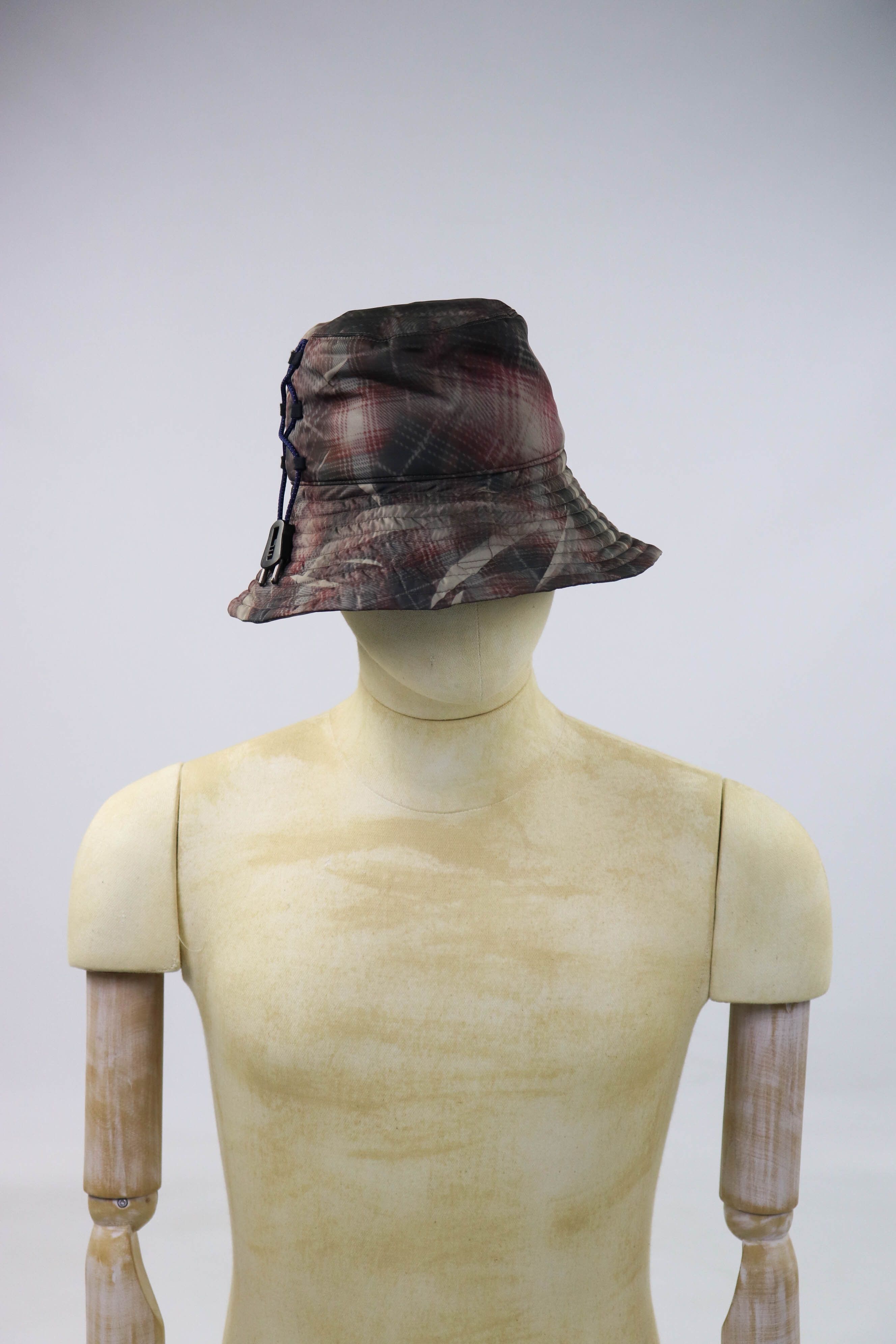 Other Tonsure Pre S/S 2019 Crunched Check Print Bucket Hat Size ONE SIZE - 2 Thumbnail