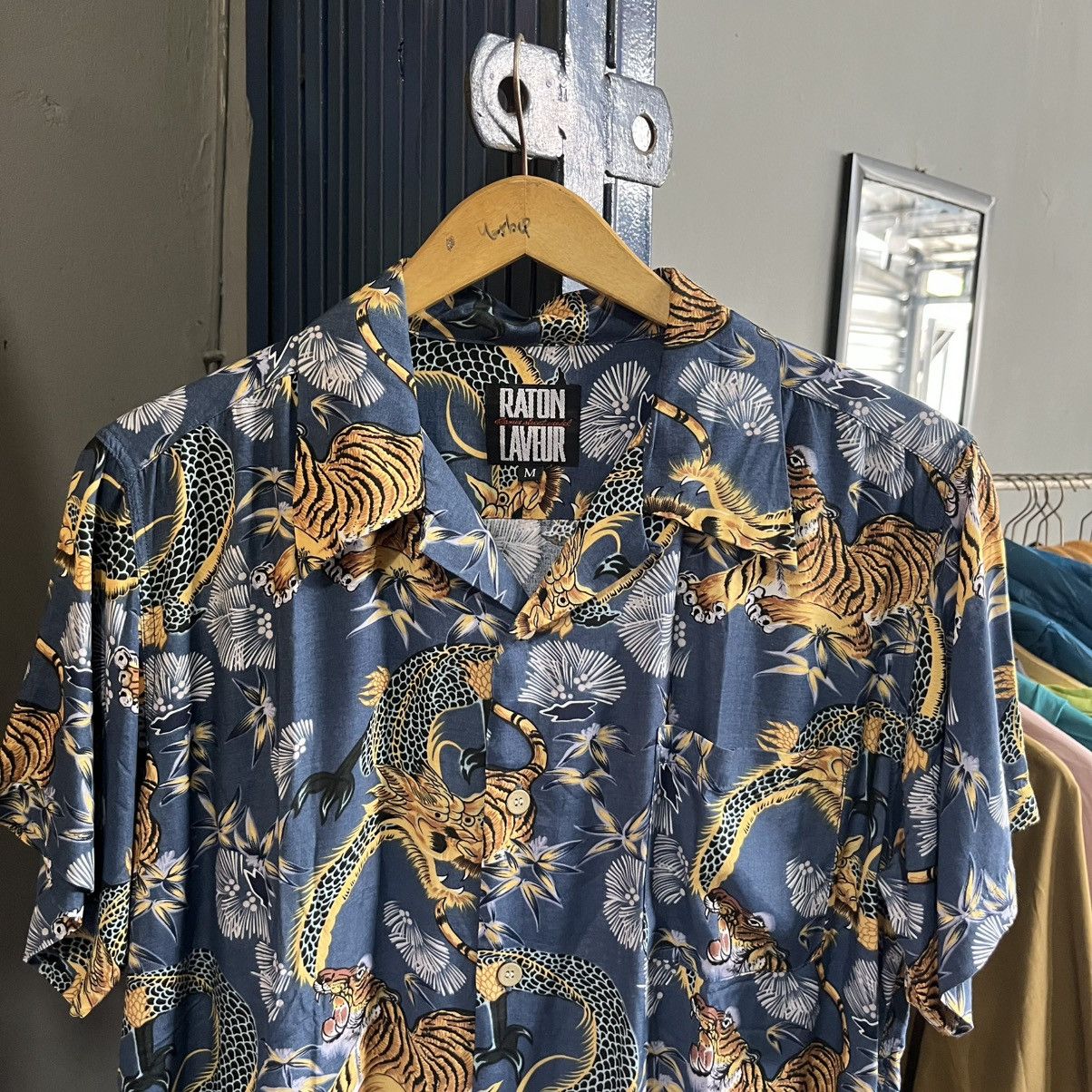 Yohji Yamamoto RATON LAVEUR Tiger & Dragon Print Shirt Size US M / EU 48-50 / 2 - 2 Thumbnail