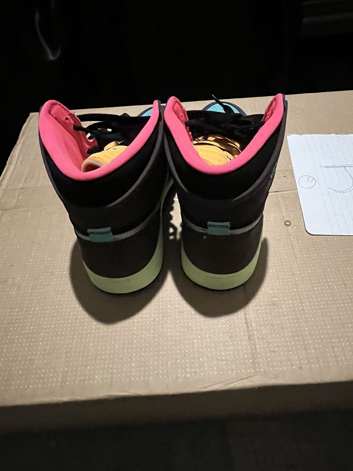 Jordan Brand × Nike Jordan 1s Size US 8.5 / EU 41-42 - 5 Thumbnail