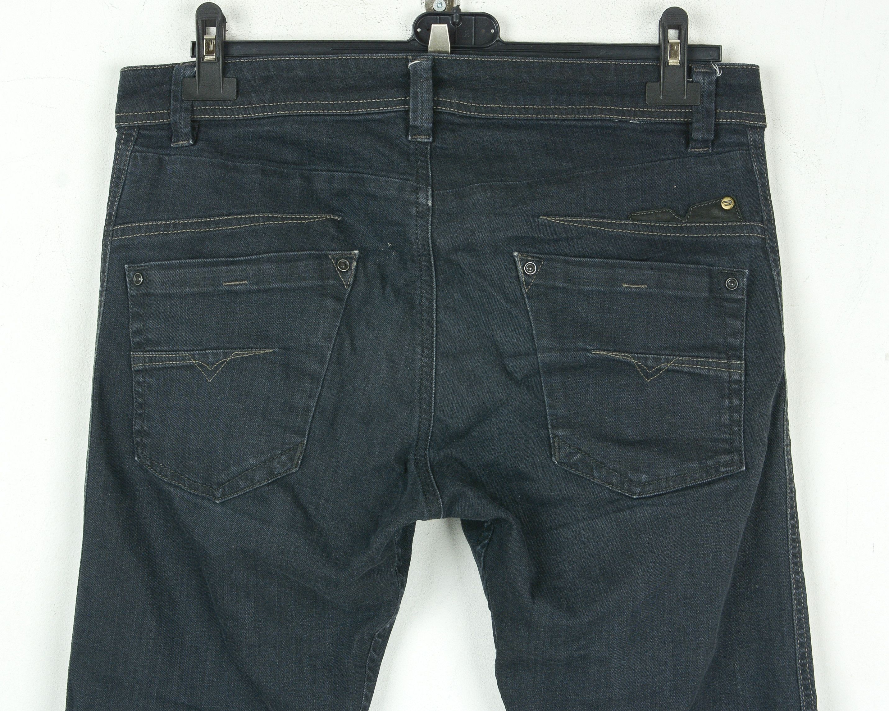 Diesel Darron W31 L32 Regular Slim Tapered Jeans Pants Trousers Size US 31 - 5 Thumbnail