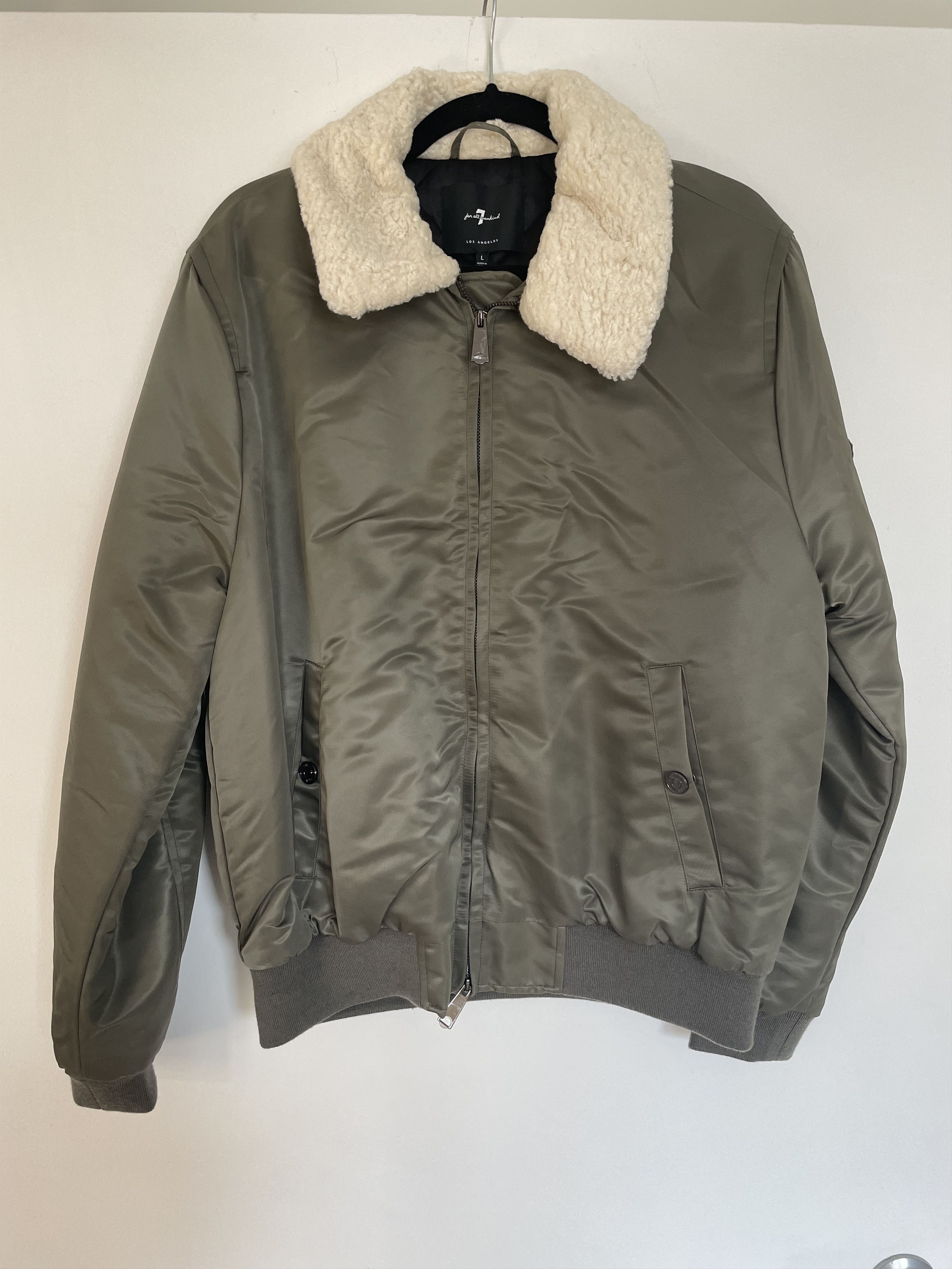 7 For All Mankind 7 For All Mankind Sherpa Trim Bomber Jacket In Army Green Size US L / EU 52-54 / 3 - 3 Thumbnail