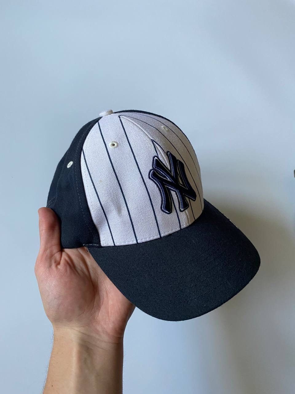 MLB Vintage NY New York Yankees MLB Cap 00’s OS Size ONE SIZE - 3 Thumbnail
