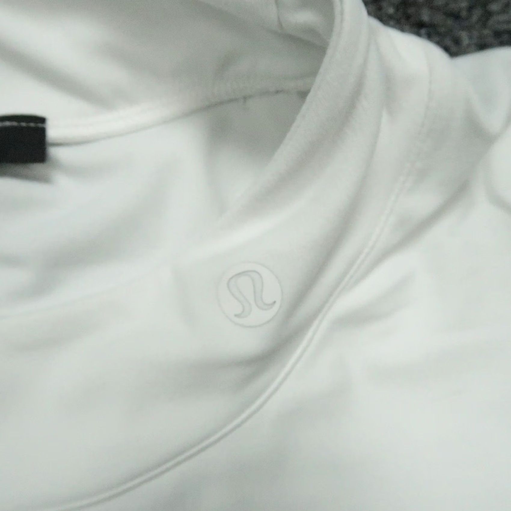 Lululemon Lululemon Pullover Mens Medium White Performance Mock Logo Athletic Long Sleeve Shirt Size US M / EU 48-50 / 2 - 3 Thumbnail