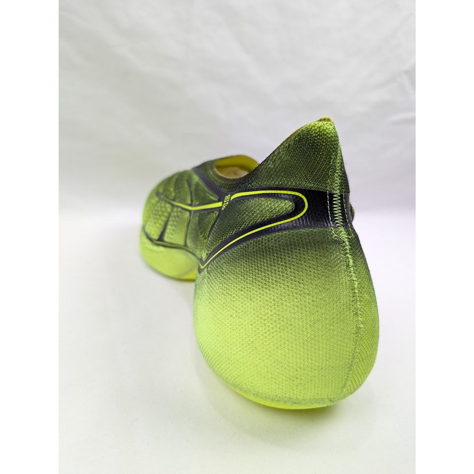 Givenchy o1rshd1 TK-360 Plus Sneakers in Black/Yellow Size US 10 / EU 43 - 9 Thumbnail