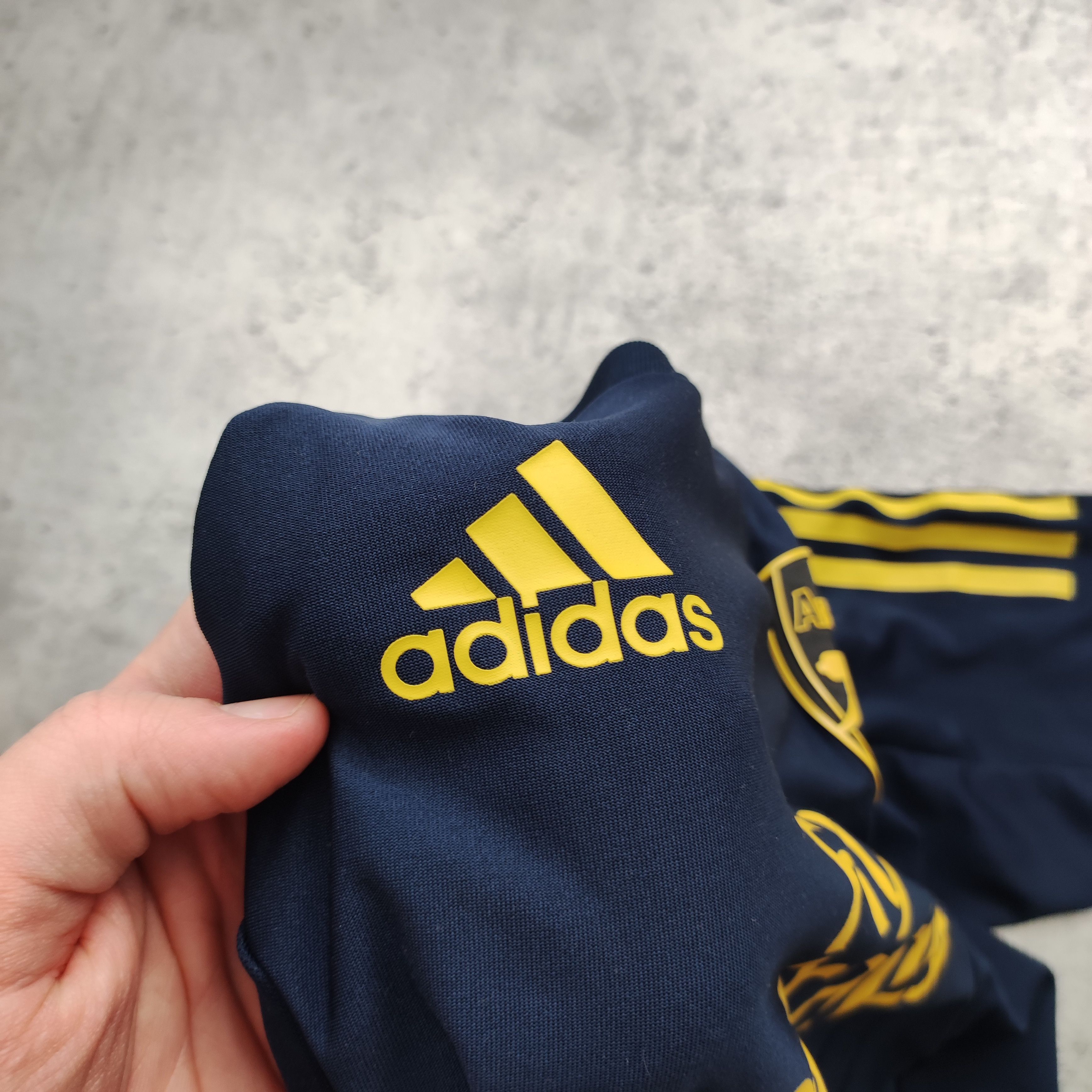 Vintage RARE Arsenal London x Adidas Football 2019/20 Third Jersey Size US S / EU 44-46 / 1 - 5 Thumbnail