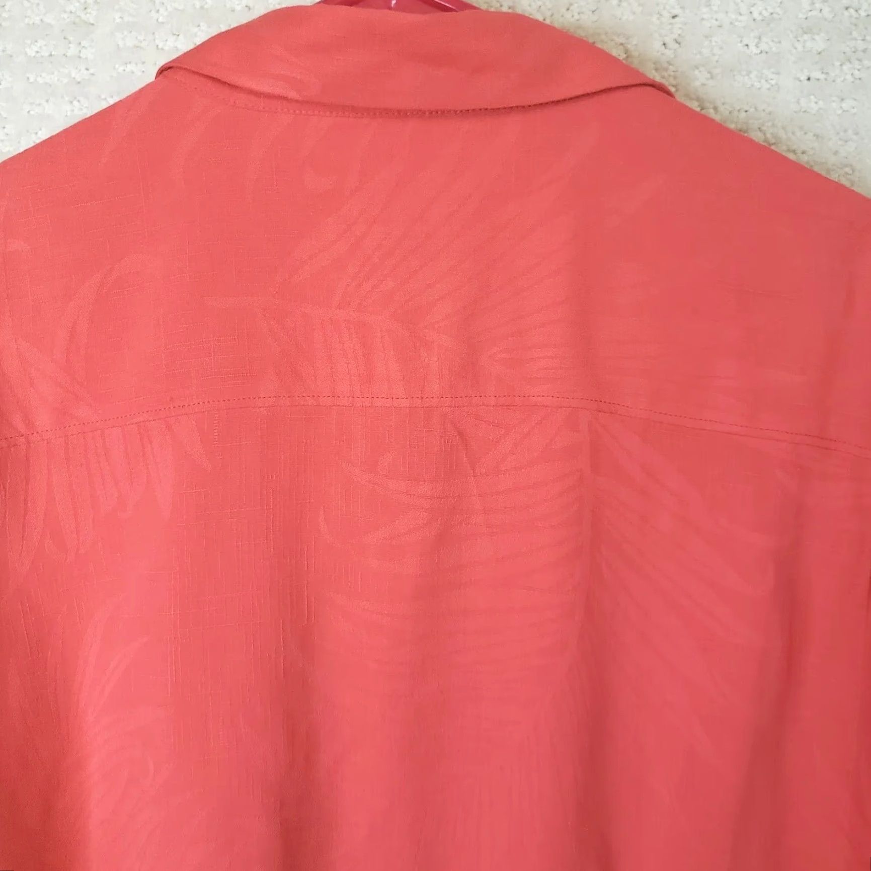 Tommy Bahama Tommy Bahama Men XL Button-Up Shirt Silk 100% Coral Foliage Floral Short Sleeve Beach Hawaiian Button Front Pocket Shirt Mens Regular Fit Size US XL / EU 56 / 4 - 7 Thumbnail
