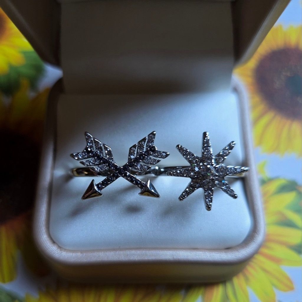 Vera Wang Simply Vera by Vera Wang Silver Star and Arrow Double Ring Size ONE SIZE - 9 Thumbnail