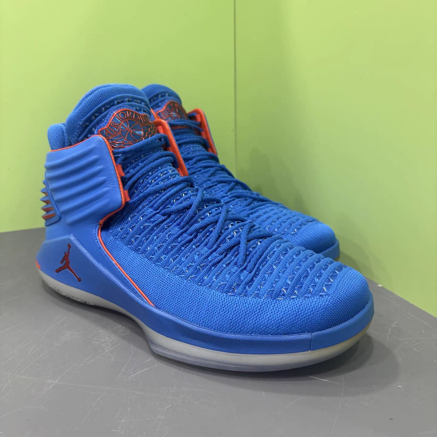 Jordan Brand Air Jordan 32 Russell Westbrook OKC PE Basketball Shoes K15 Size US 10 / EU 43 - 3 Thumbnail