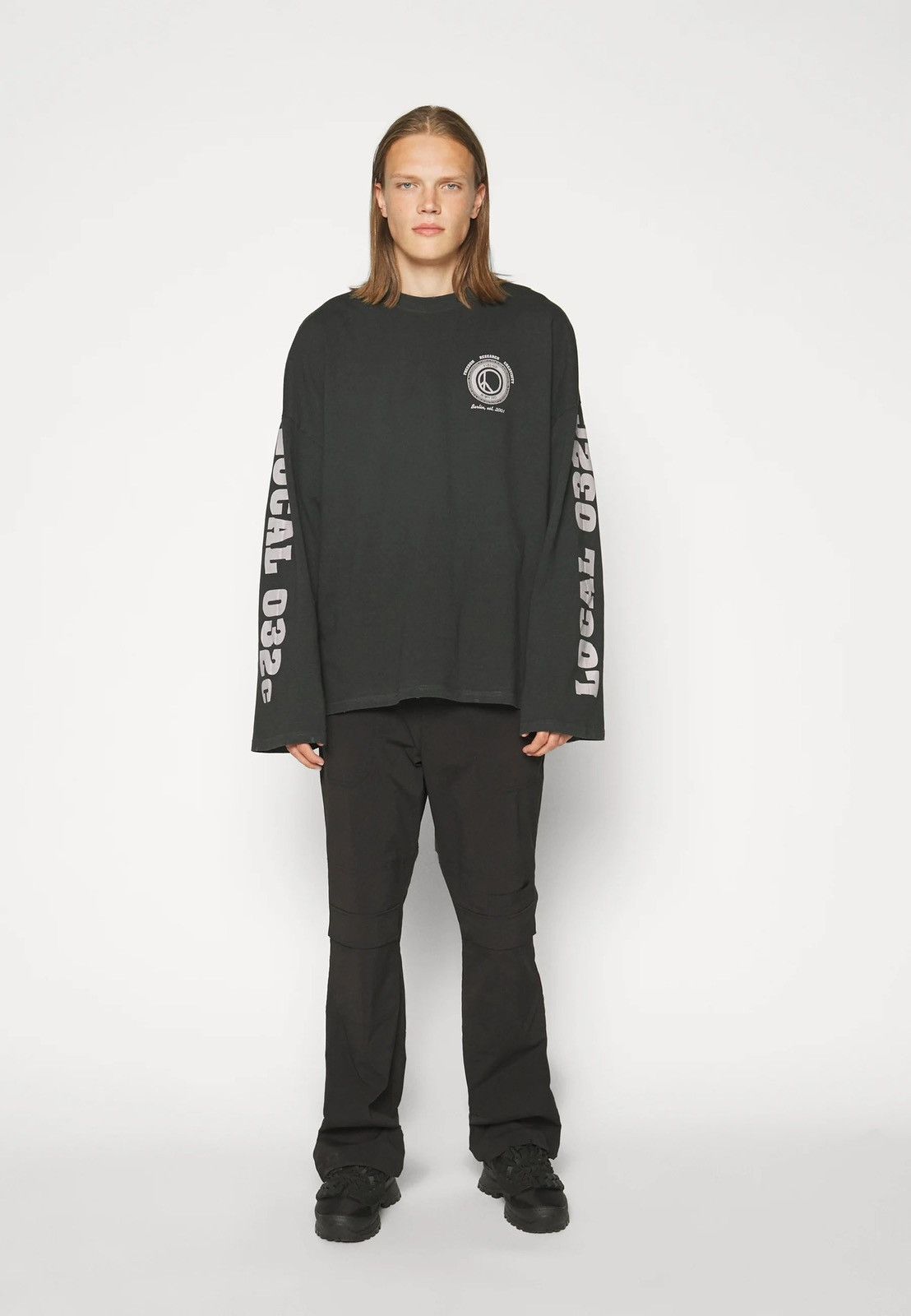 032c !DS! FW23 032c "Repetirion" Local Boxy Black Long Sleeve Size US L / EU 52-54 / 3 - 8 Thumbnail