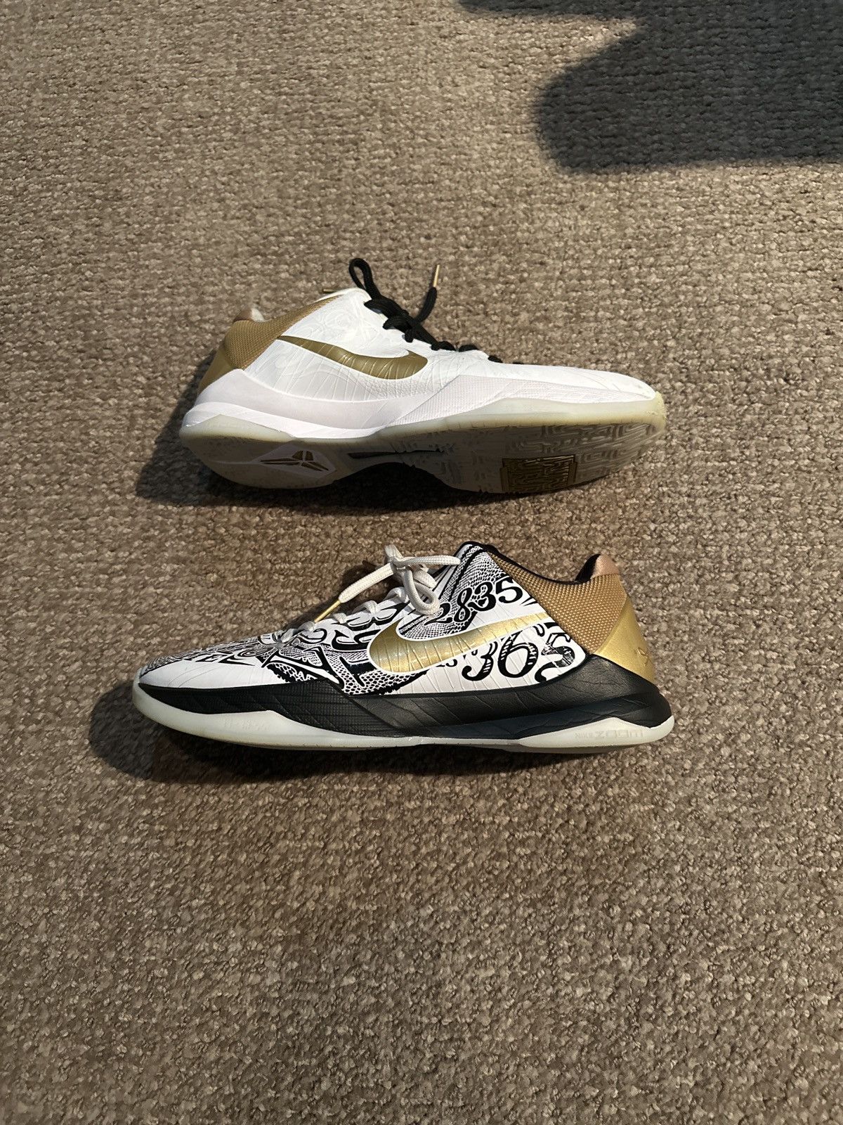 Kobe protro big stage